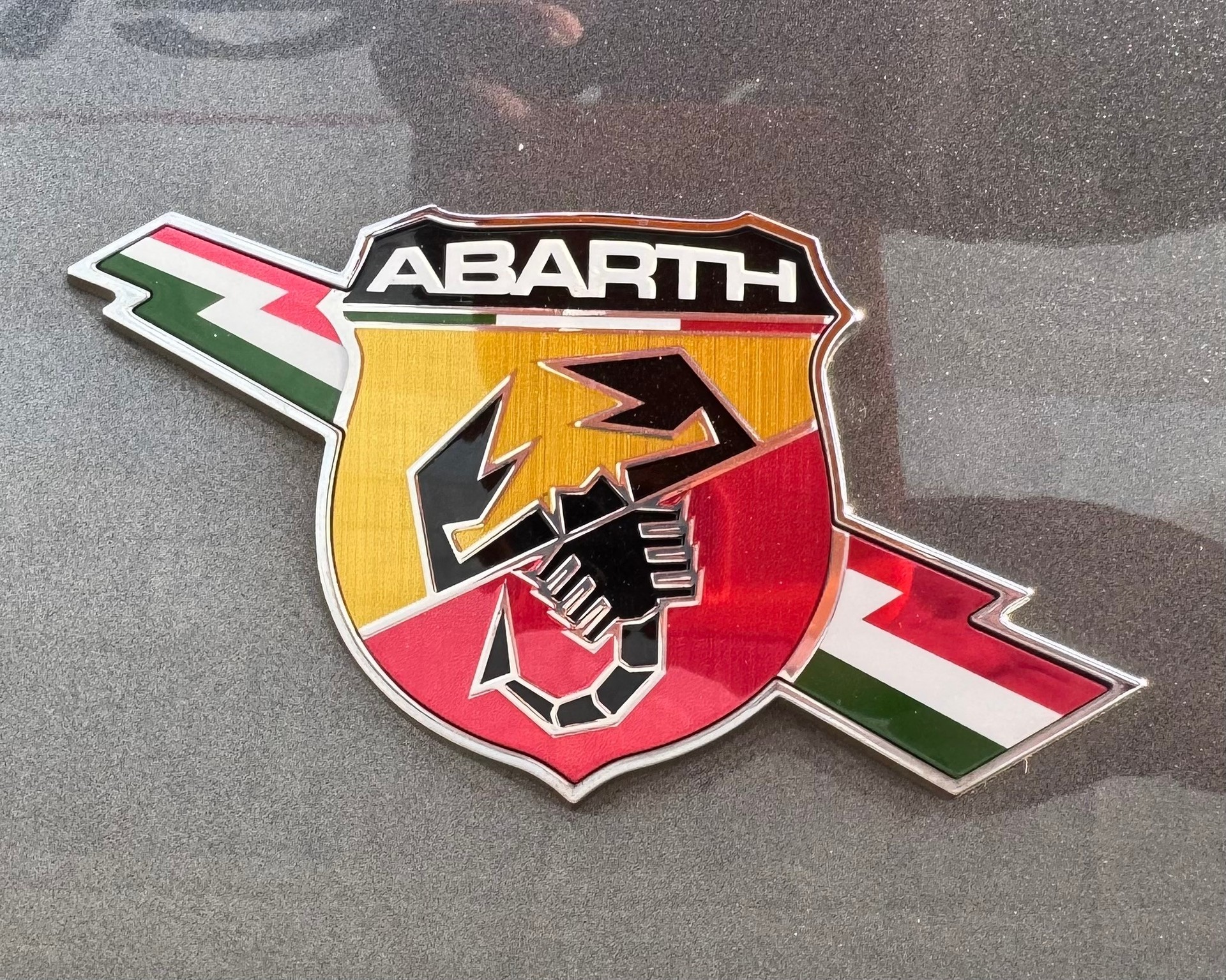 FIAT 695 1.4 16V Turbo Abarth 695 Competizione Dualogic-image-14