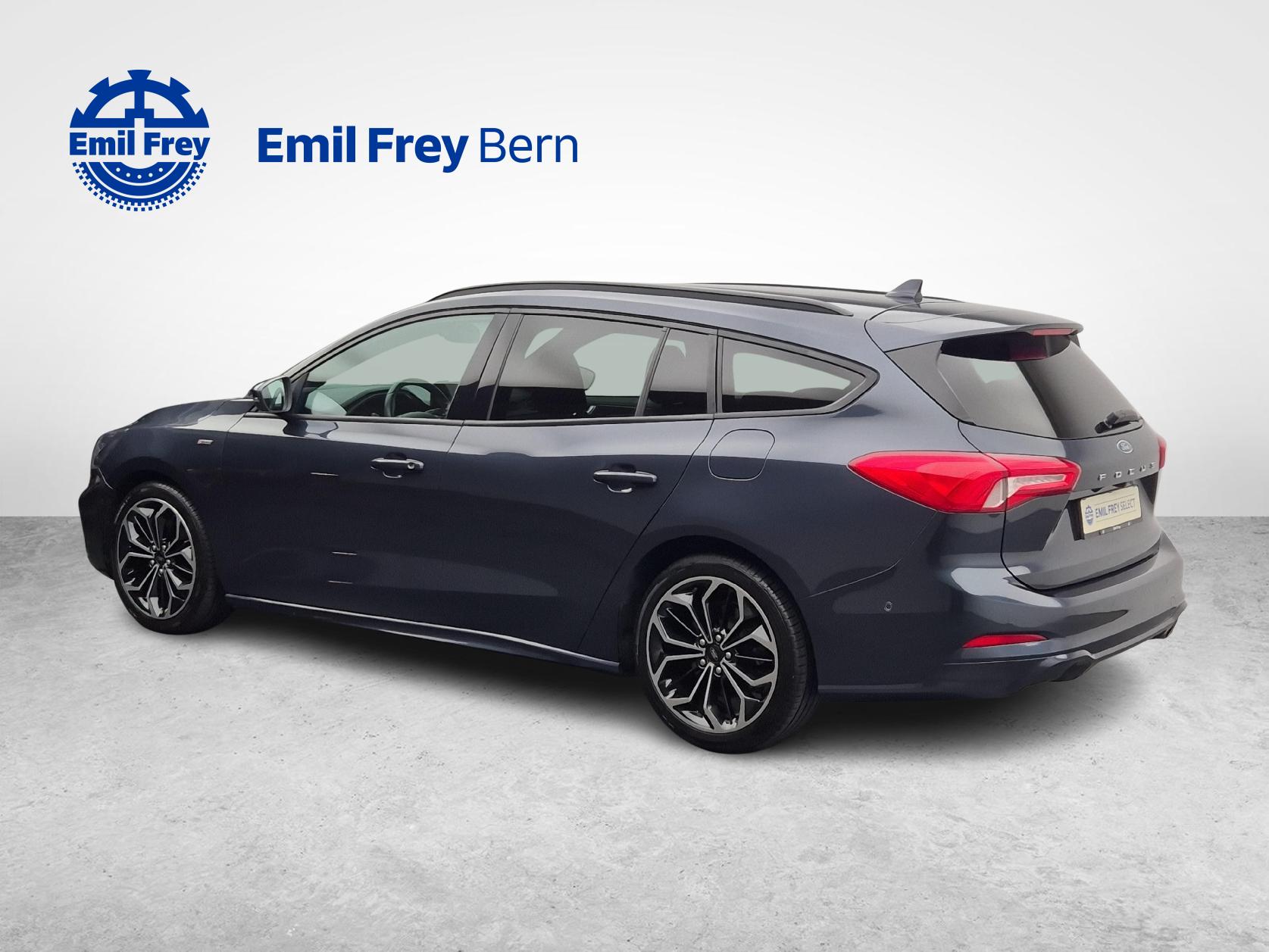 FORD Focus Station Wagon 2.0 EcoBlue 150 ST-Line-image-8