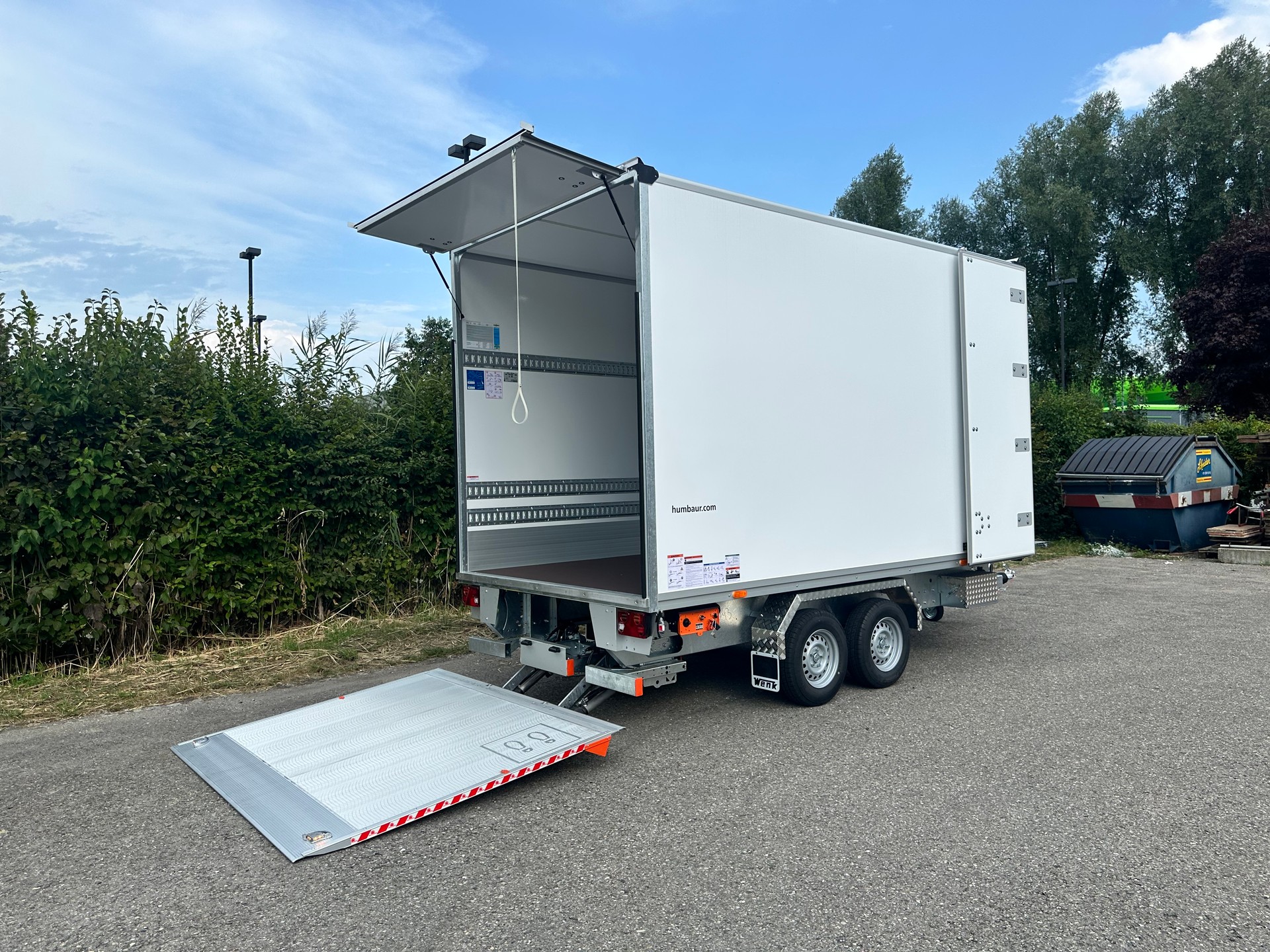 HUMBAUR HK 354222 RZD Hebebühneanhänger-image-18