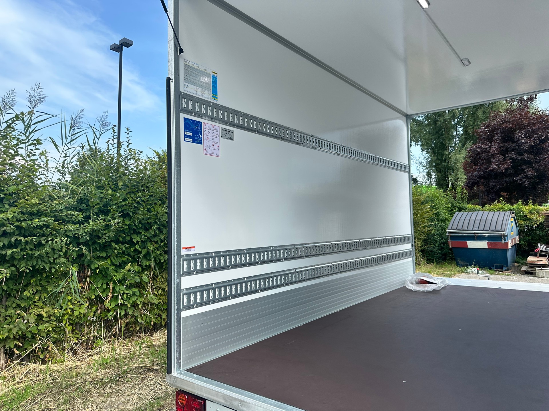 HUMBAUR HK 354222 RZD Hebebühneanhänger-image-17