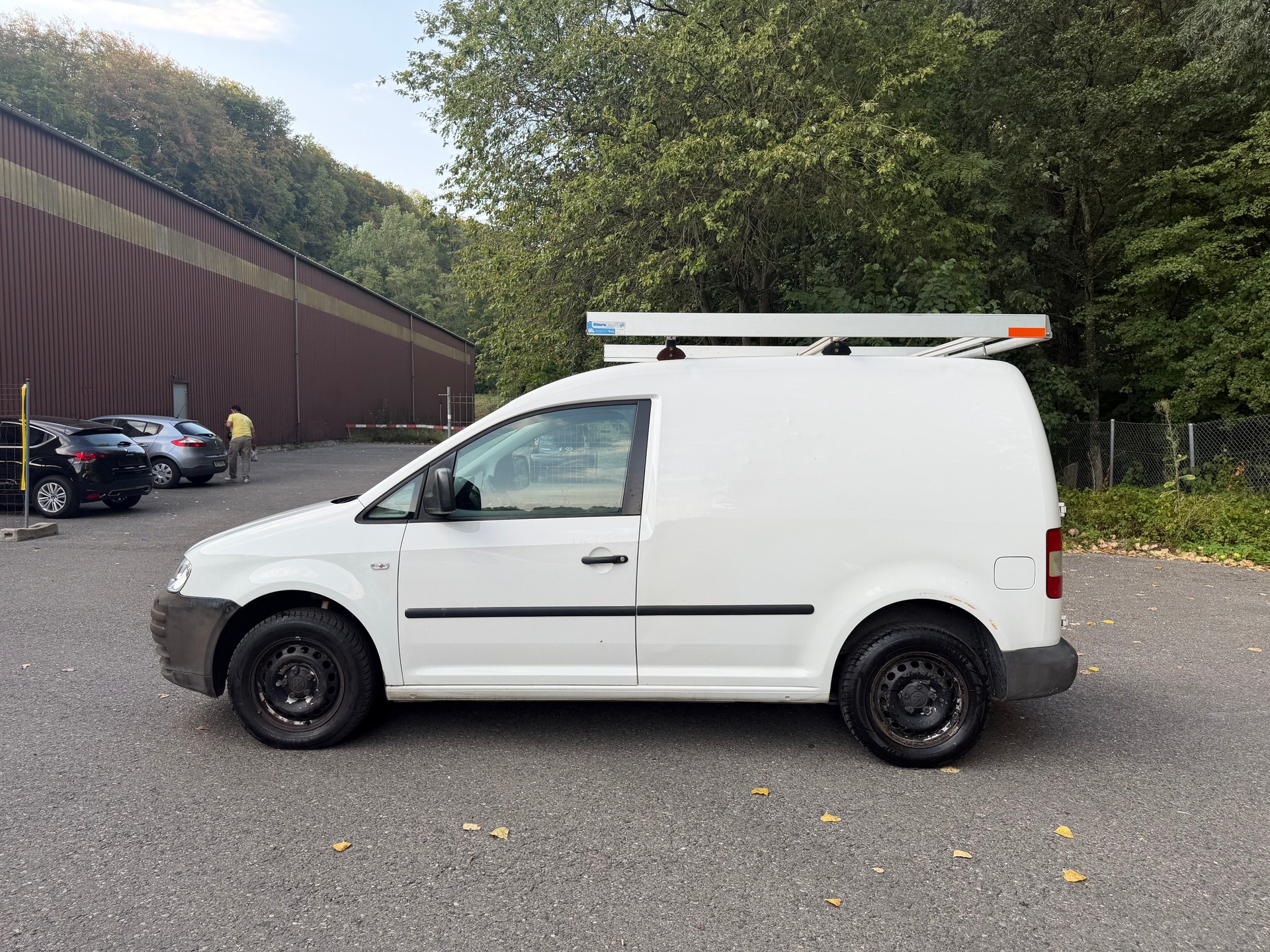 VW Caddy 2.0SDI-image-2