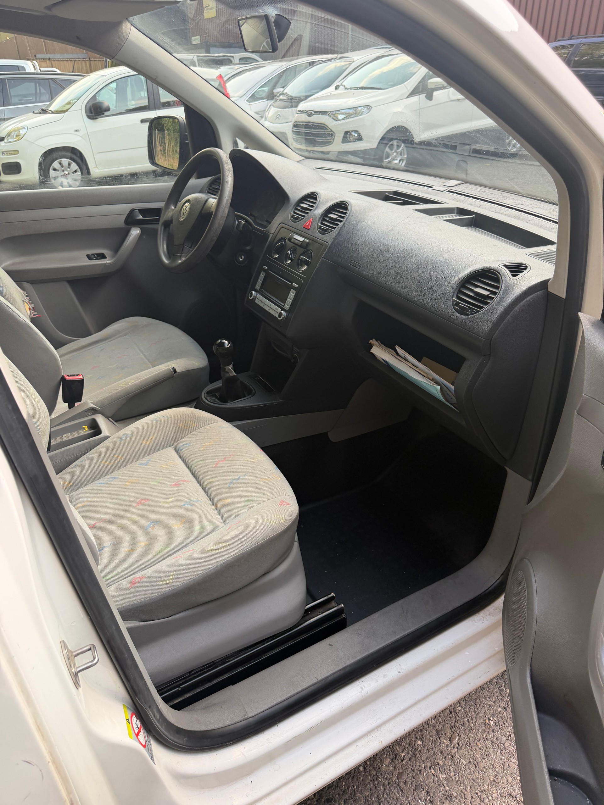 VW Caddy 2.0SDI-image-7