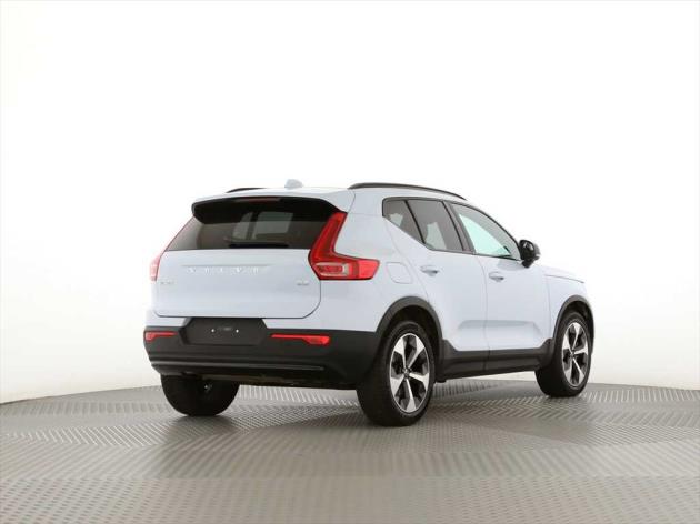 Image VOLVO XC40 XC40 2.0 B3 MH Plus Dark