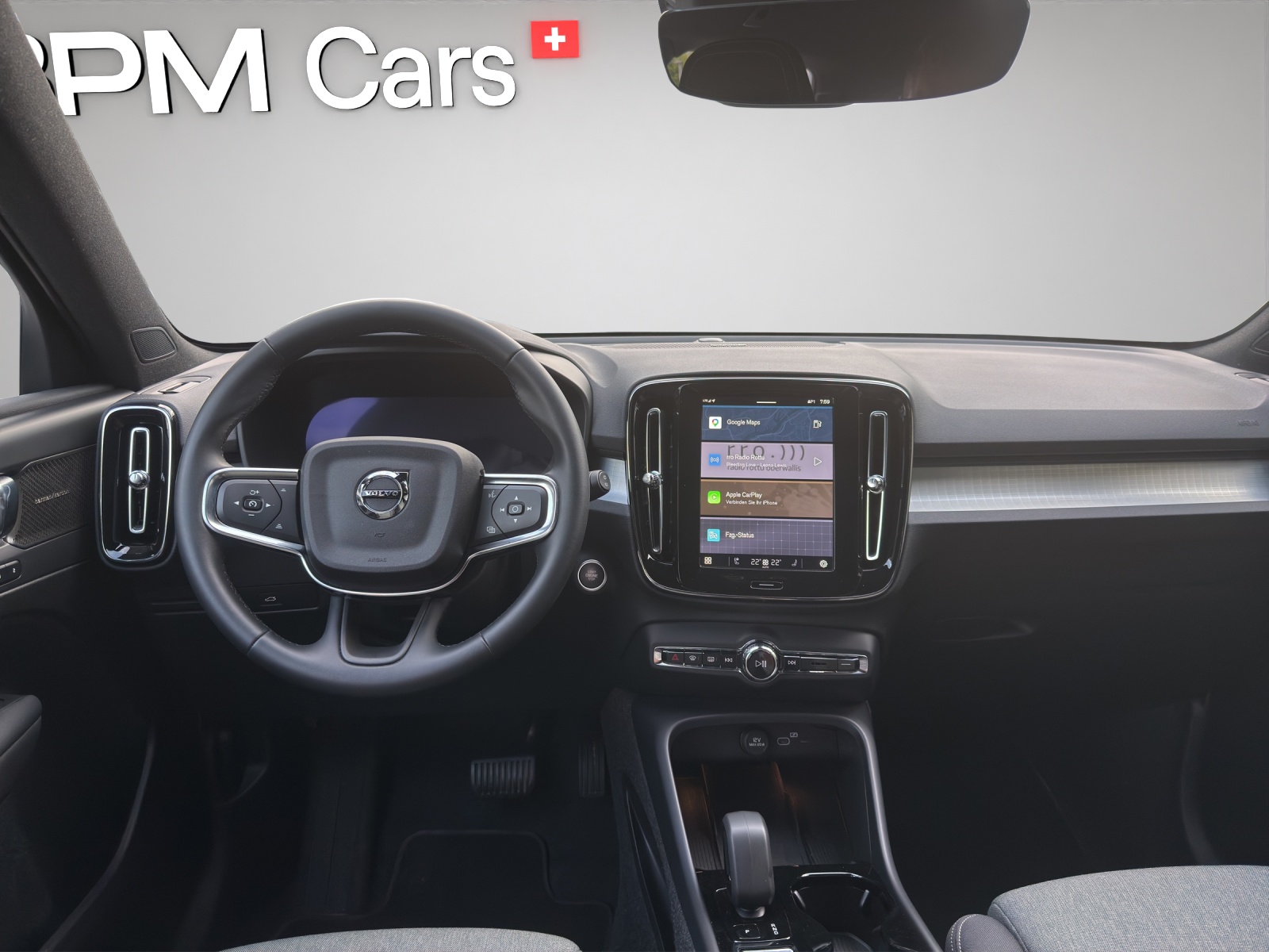 VOLVO XC40 2.0 B3 MH Plus Dark-image-11
