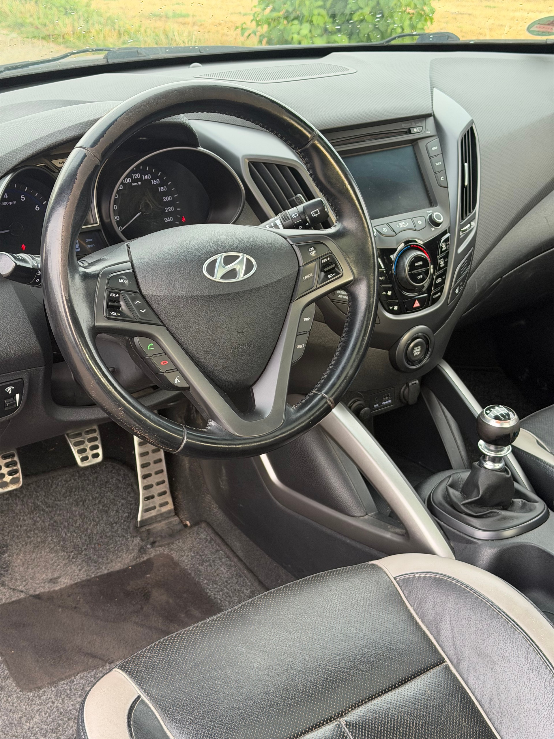 HYUNDAI Veloster 1.6 Turbo GDI-image-8