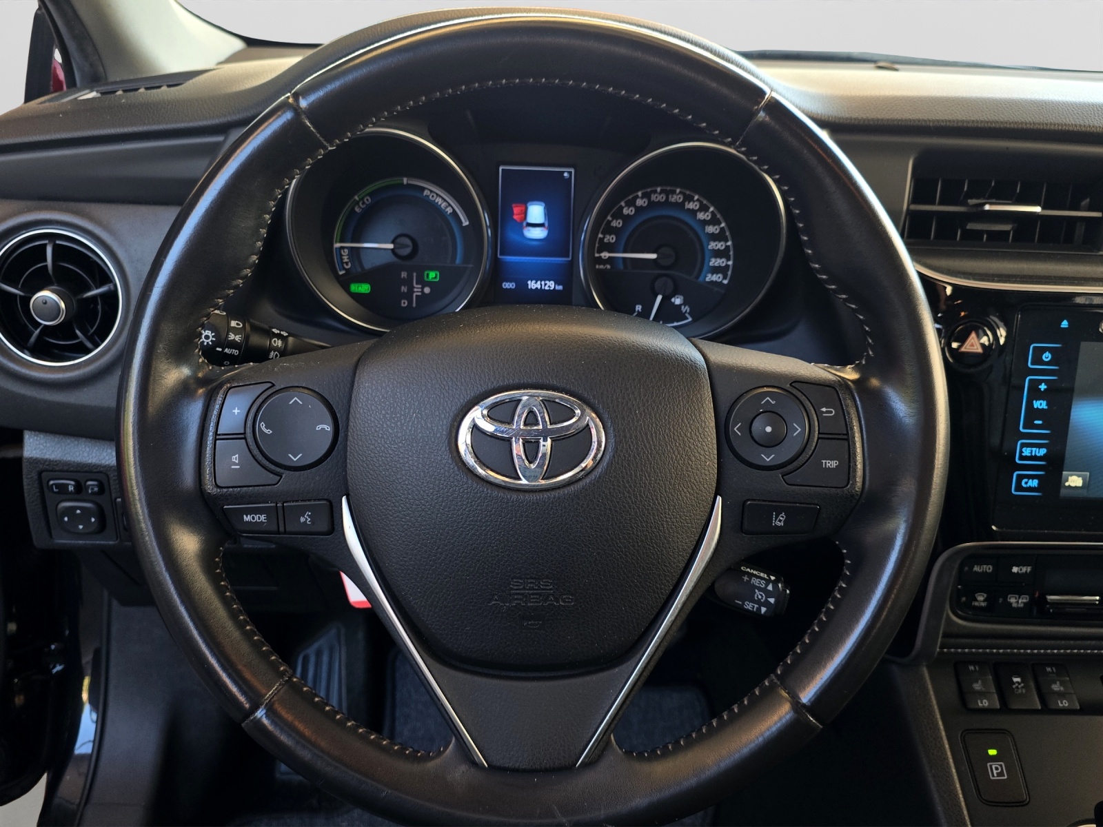 TOYOTA Auris 1.8 HSD Trend-image-9