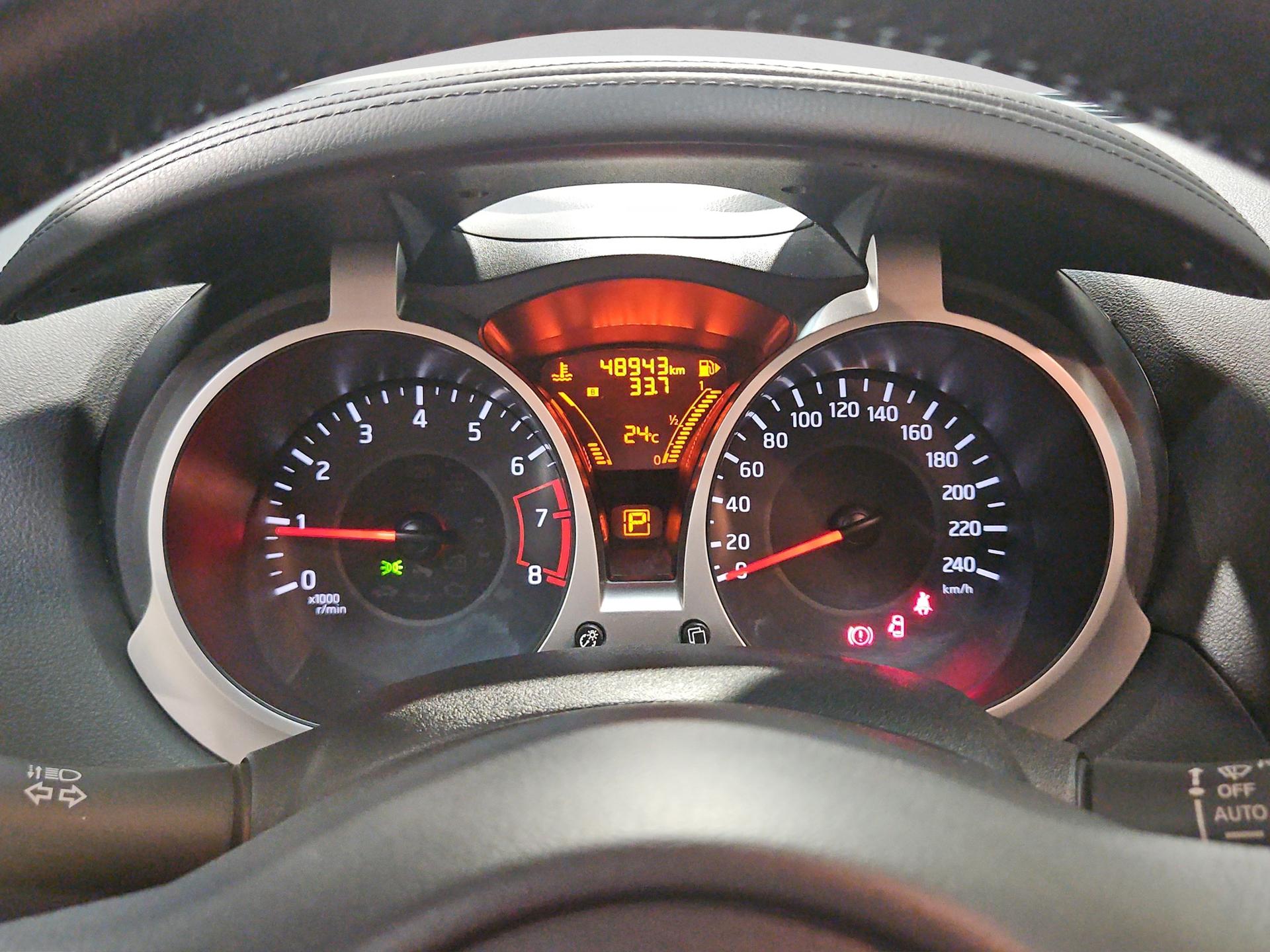 NISSAN Juke 1.6 N-Connecta Xtronic M-CVT-image-10