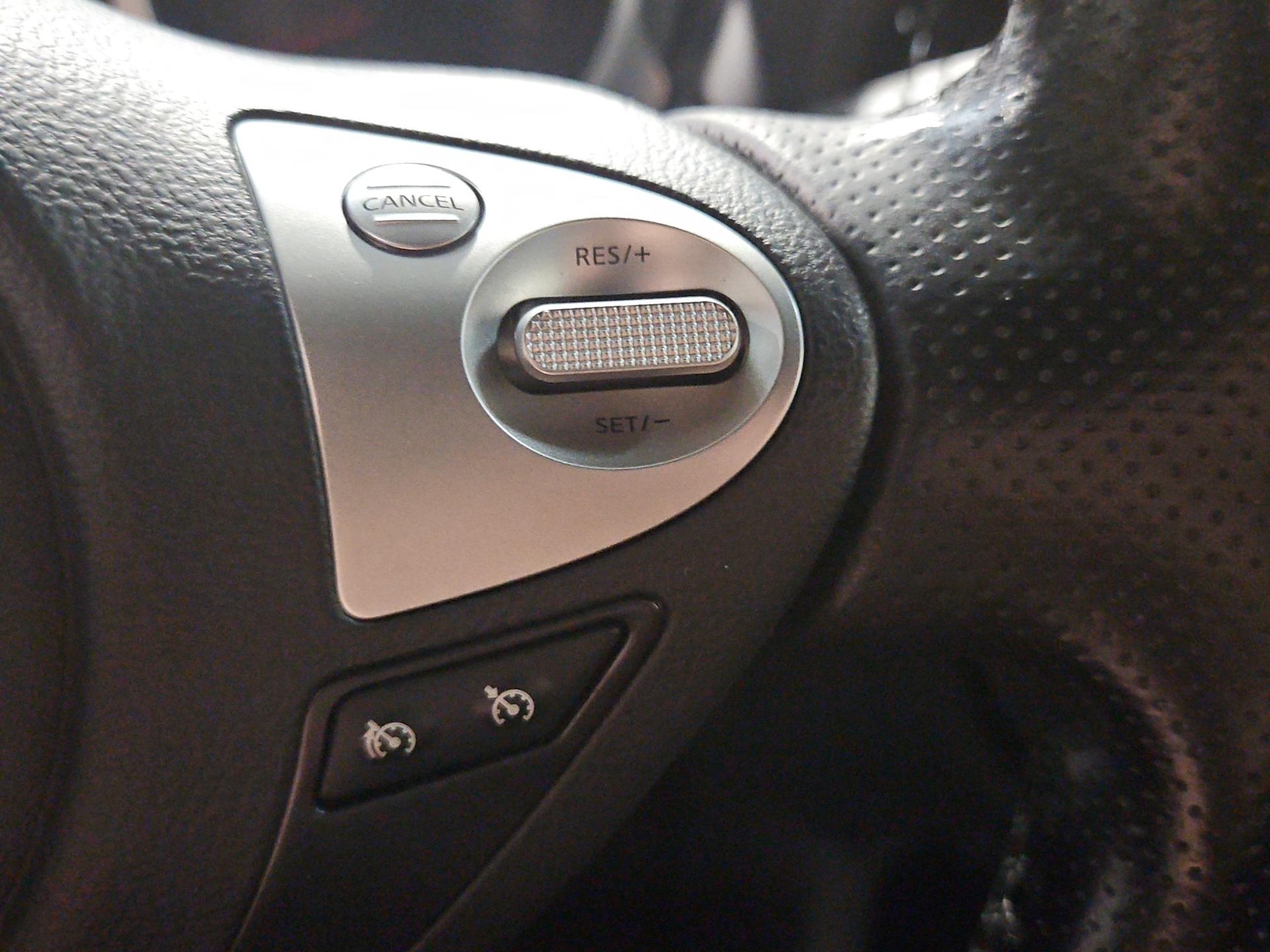 NISSAN Juke 1.6 N-Connecta Xtronic M-CVT-image-19