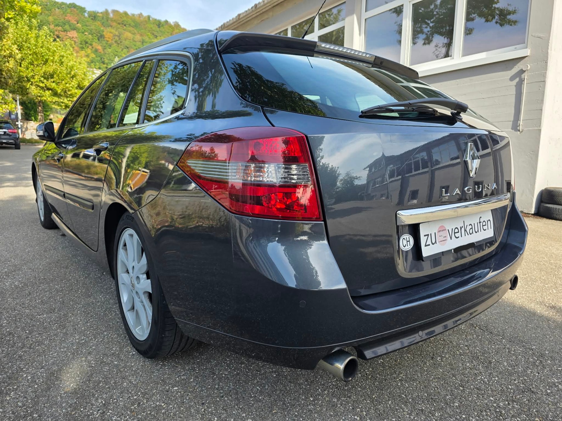 RENAULT LAGUNA-image-5