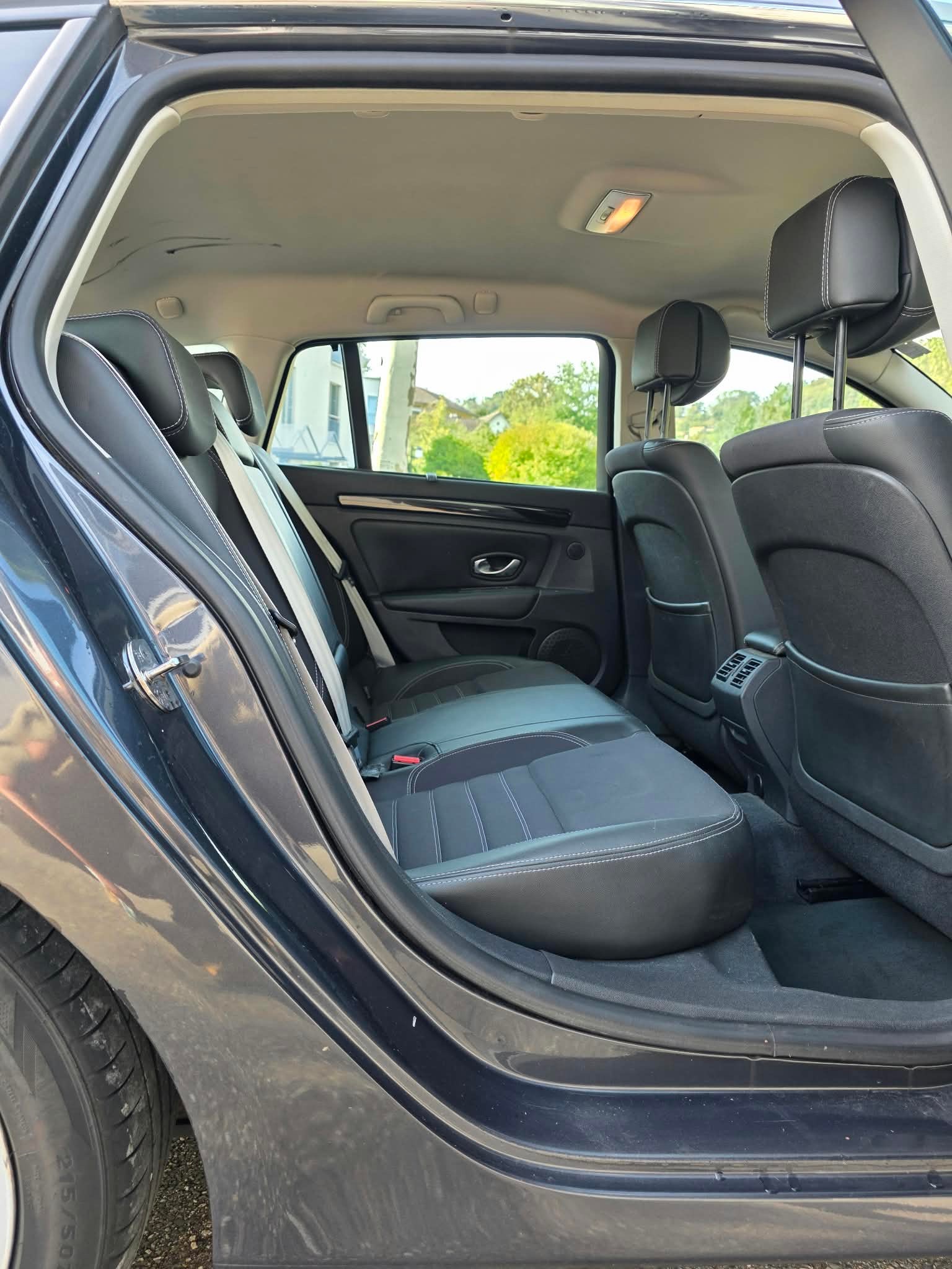 RENAULT LAGUNA-image-10