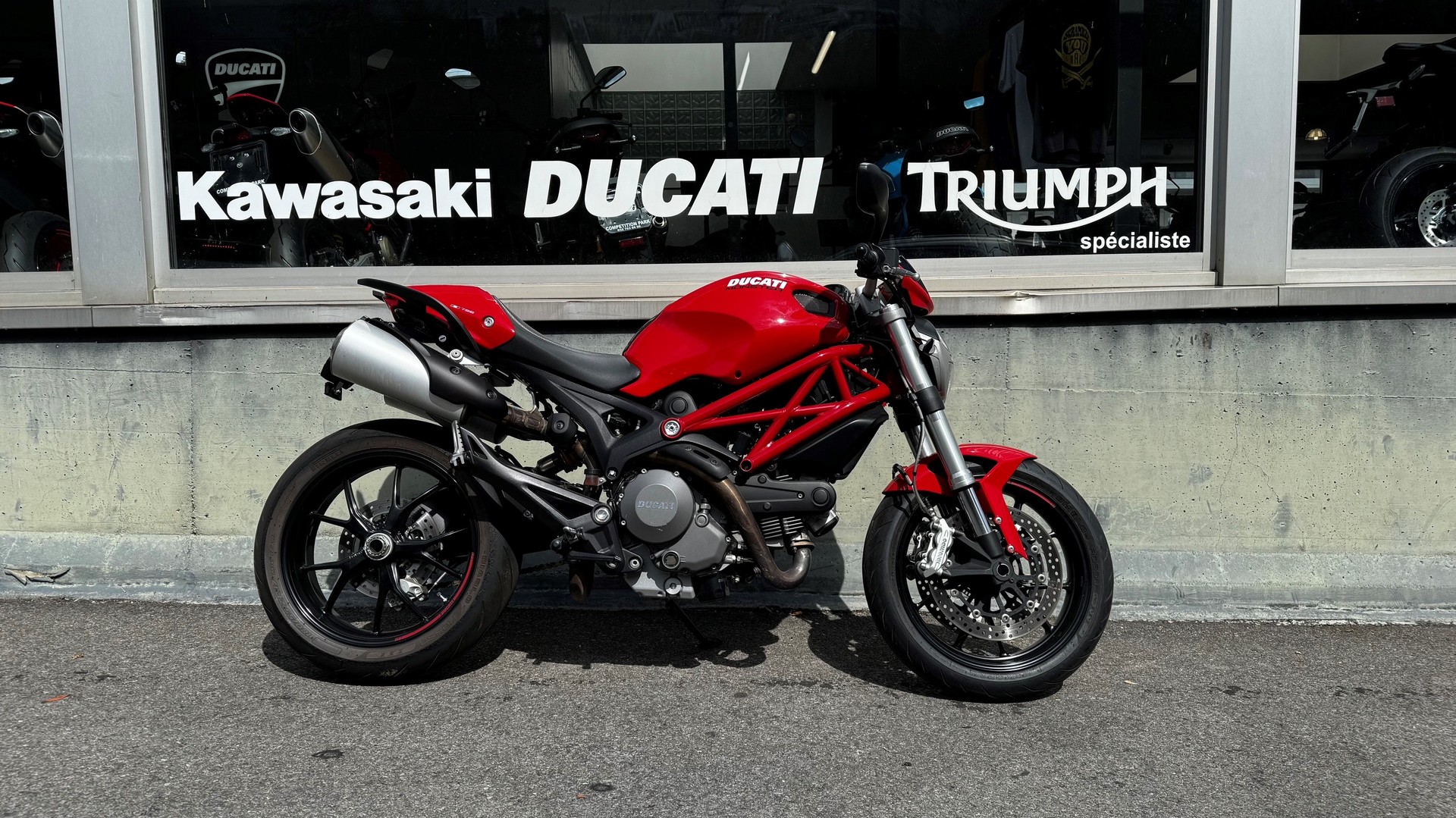 DUCATI Monster 796M ABS
