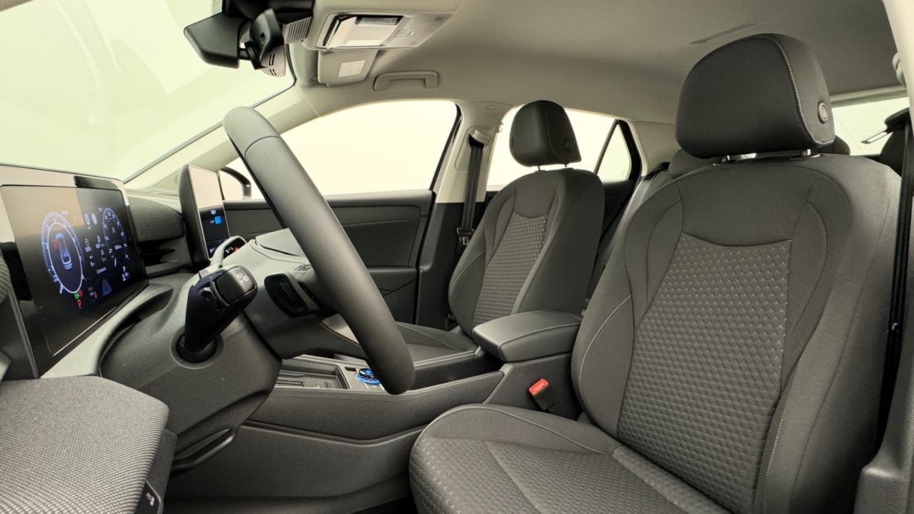 VW T-Roc 1.5 eTSI mHEV Life DSG-image-4