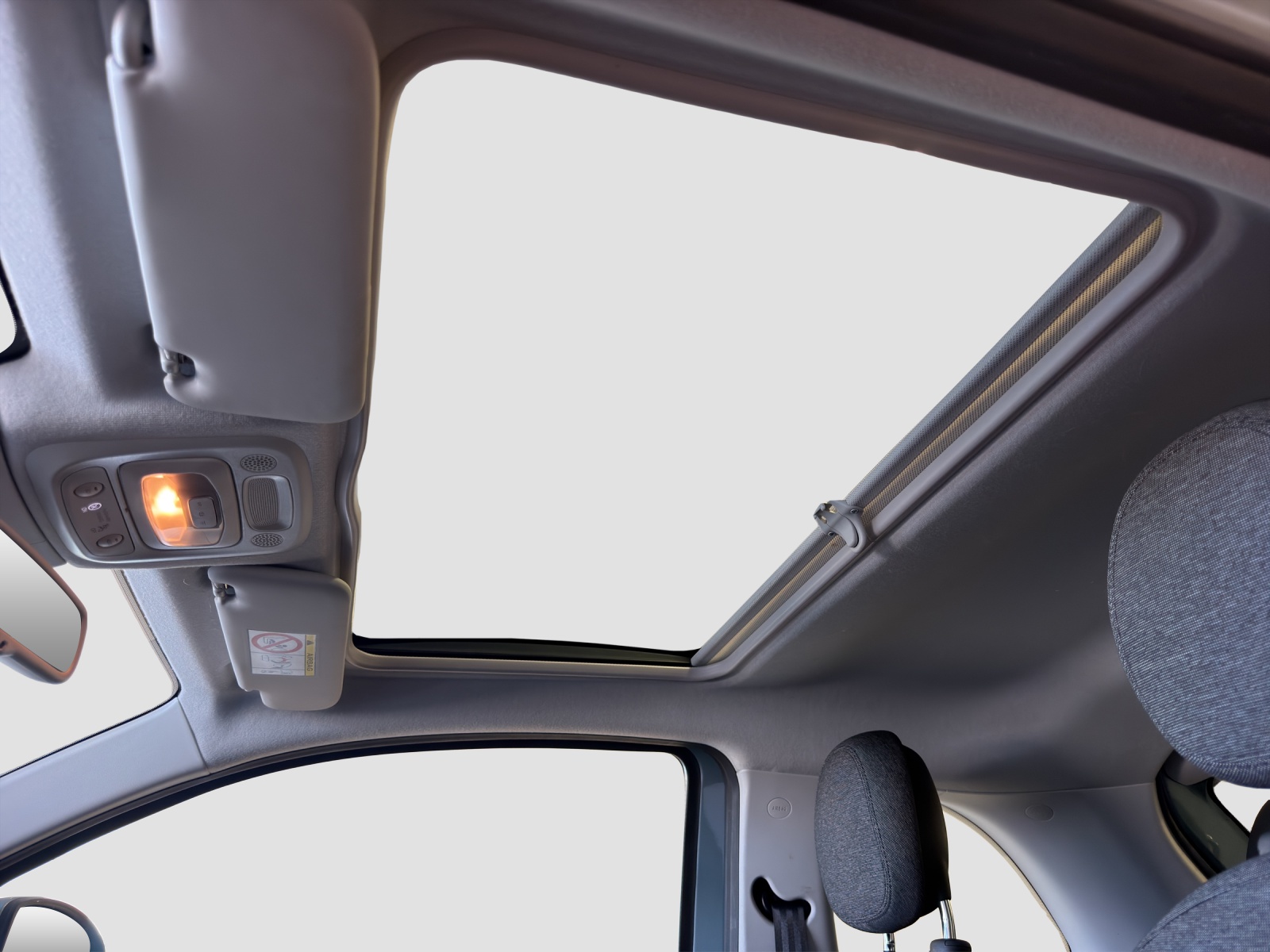 FIAT 500e Icon-image-11