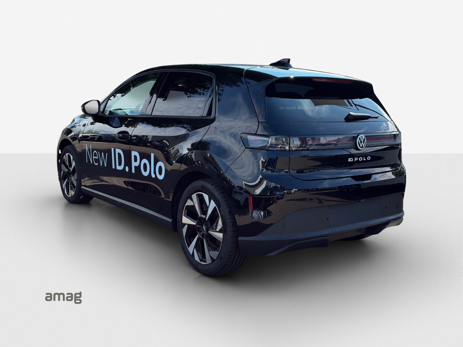 VW ID.Polo 52 kWh Life Edition One-image-2