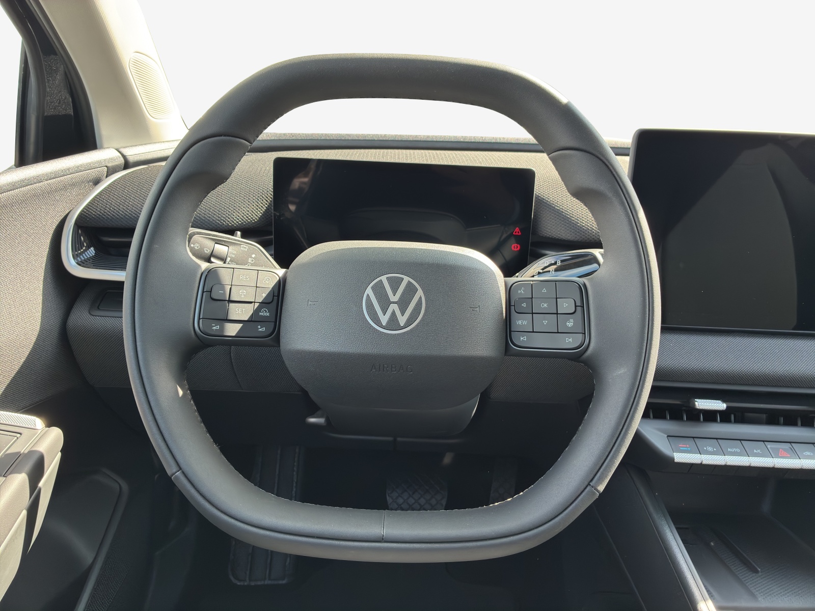 VW ID.Polo 52 kWh Life Edition One-image-9