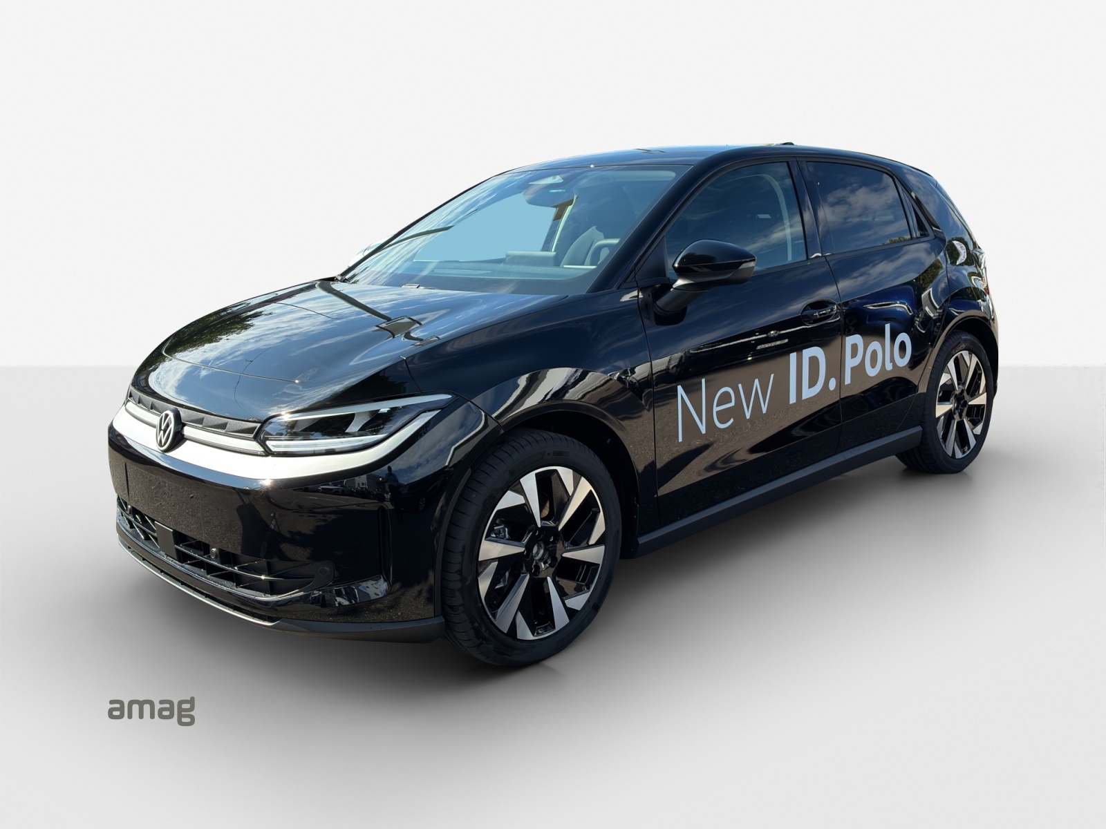 VW ID.Polo 52 kWh Life Edition One-image-0