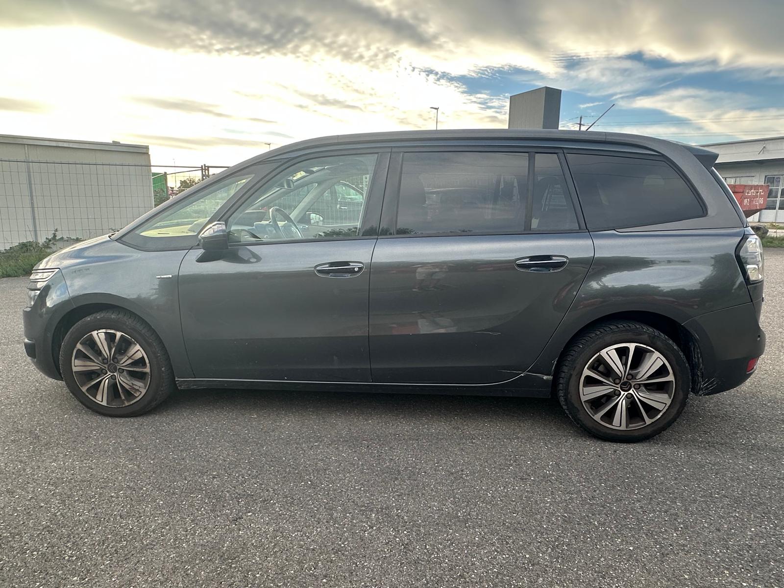 CITROEN Grand C4 Picasso 1.6 e-HDi Exclusive EGS6-image-3