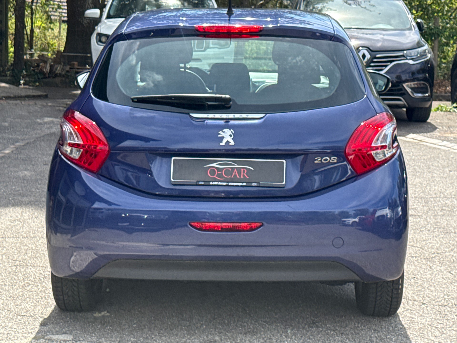 PEUGEOT 208 1.2 VTI Active-image-4