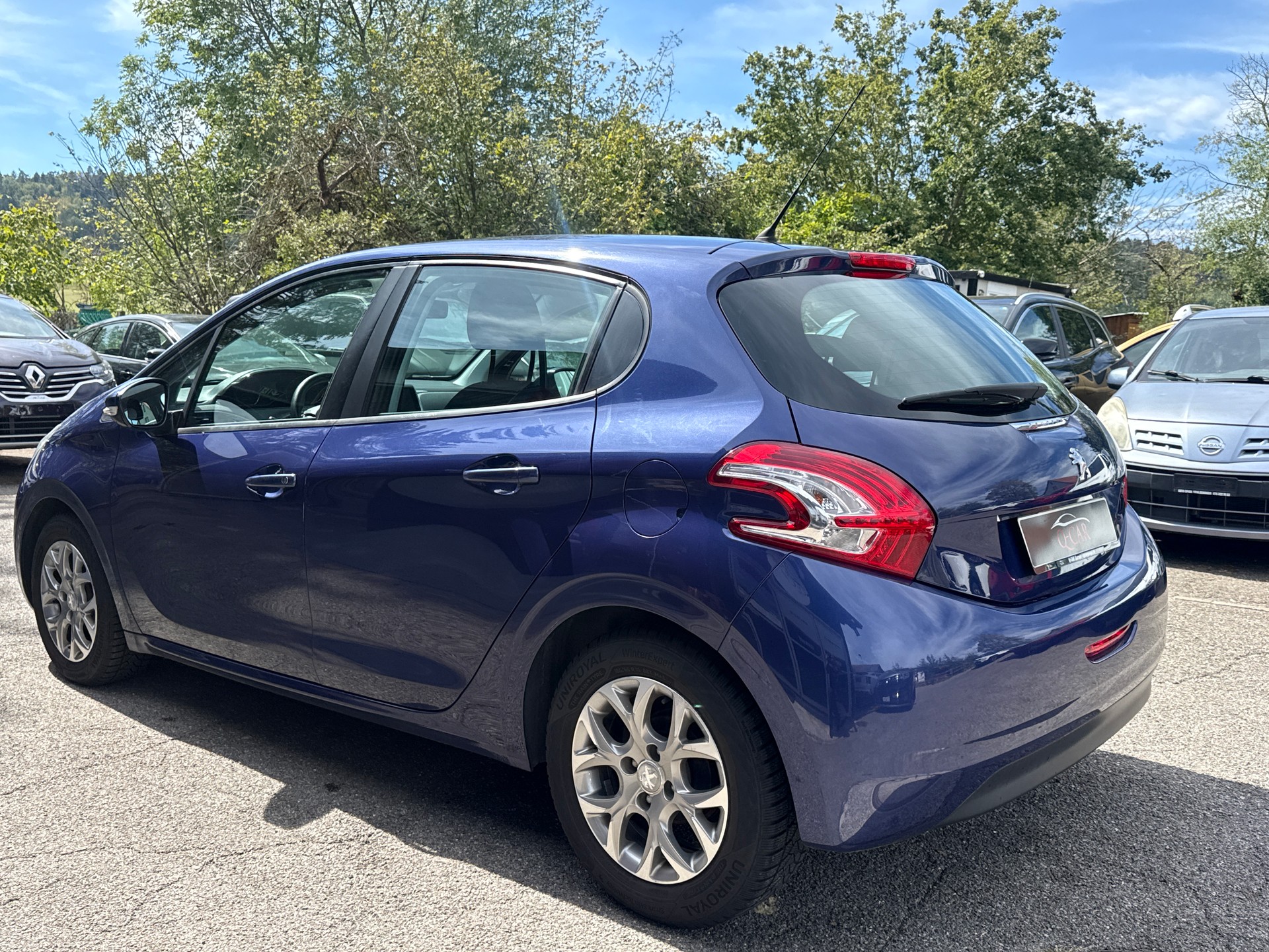 PEUGEOT 208 1.2 VTI Active-image-6