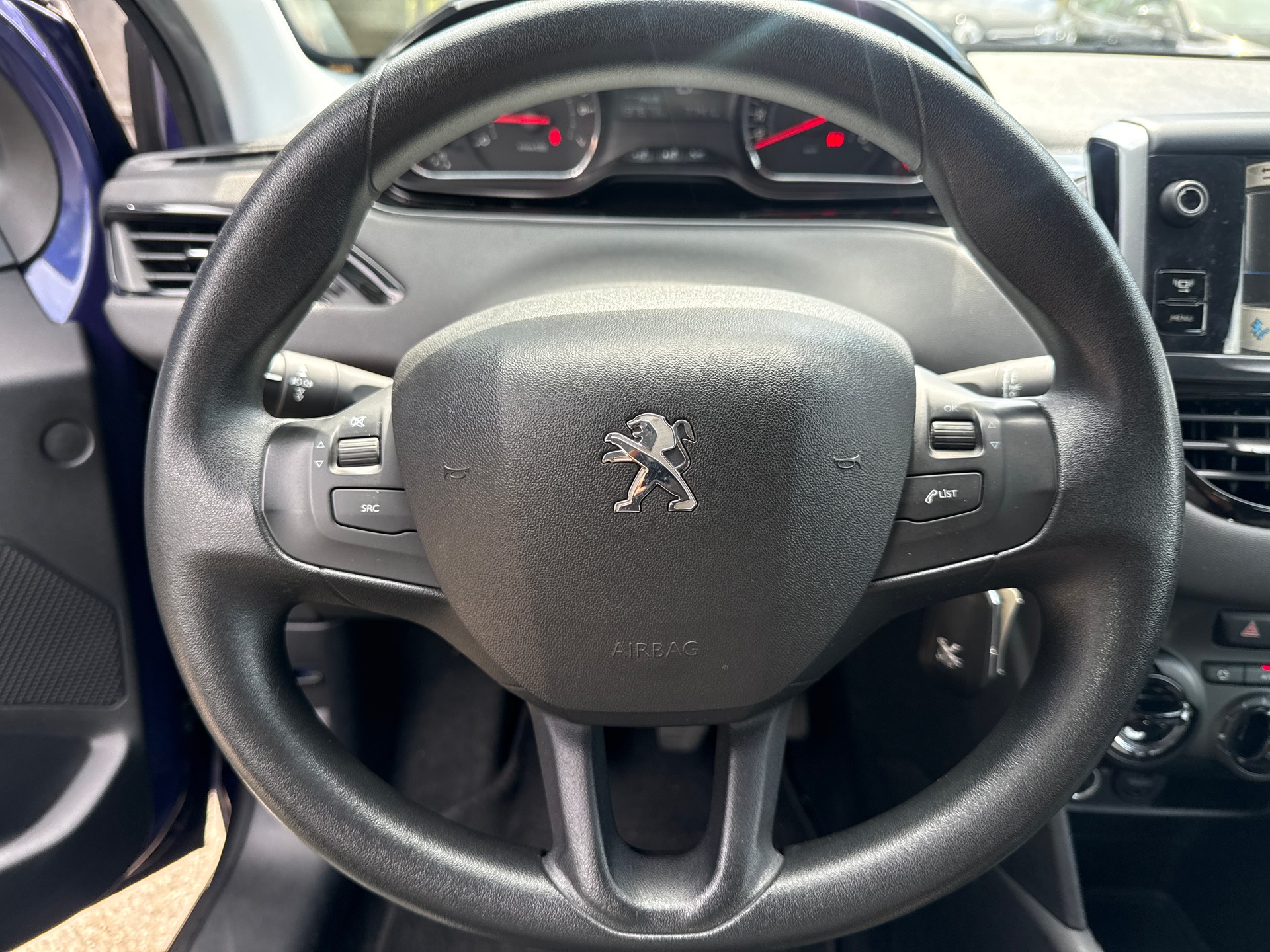 PEUGEOT 208 1.2 VTI Active-image-11