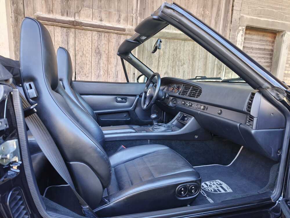 PORSCHE 944 Turbo Cabriolet-image-6