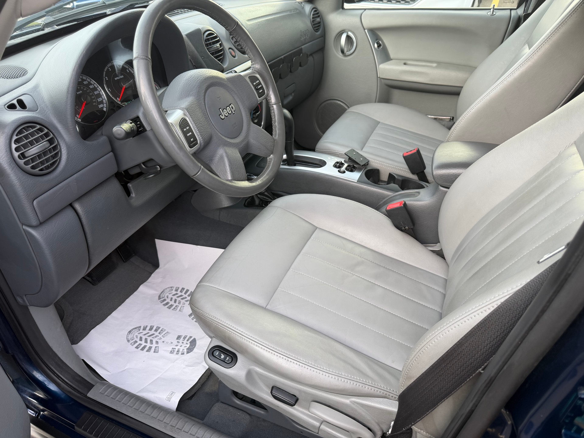 JEEP Cherokee 3.7 V6 Limited-image-7