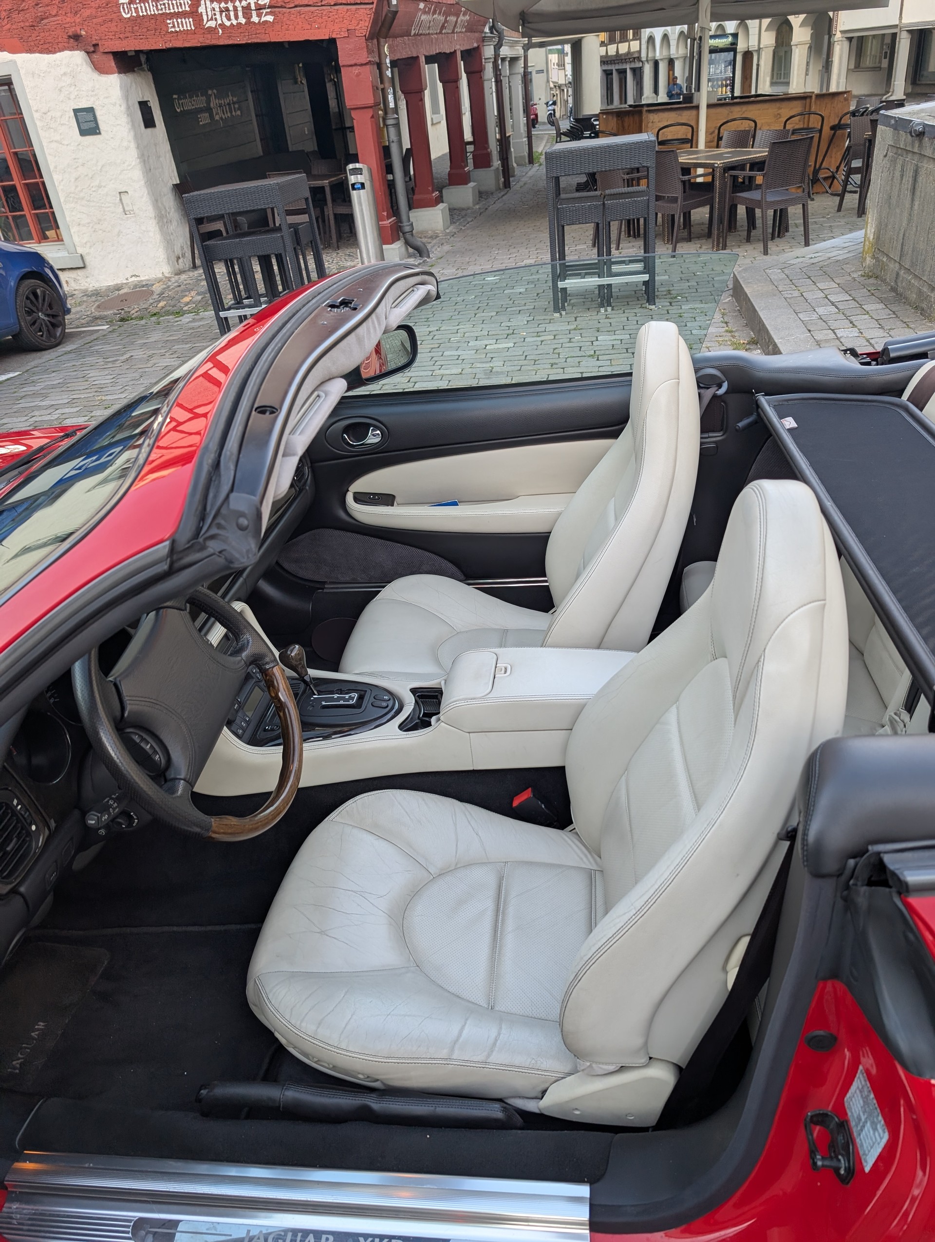 JAGUAR 4.0 XKR-image-4