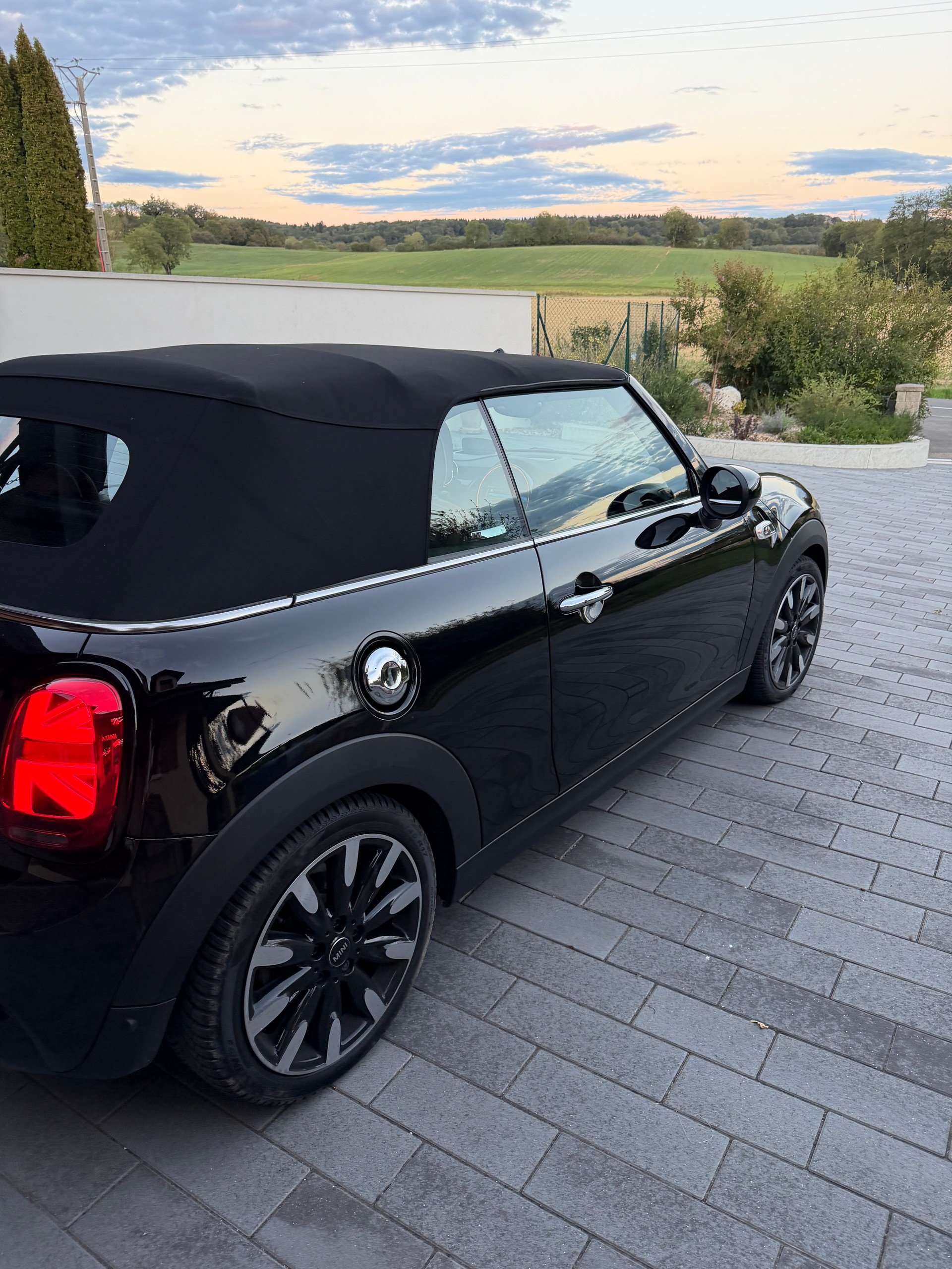 MINI 2.0i Cooper S SDKG-image-1