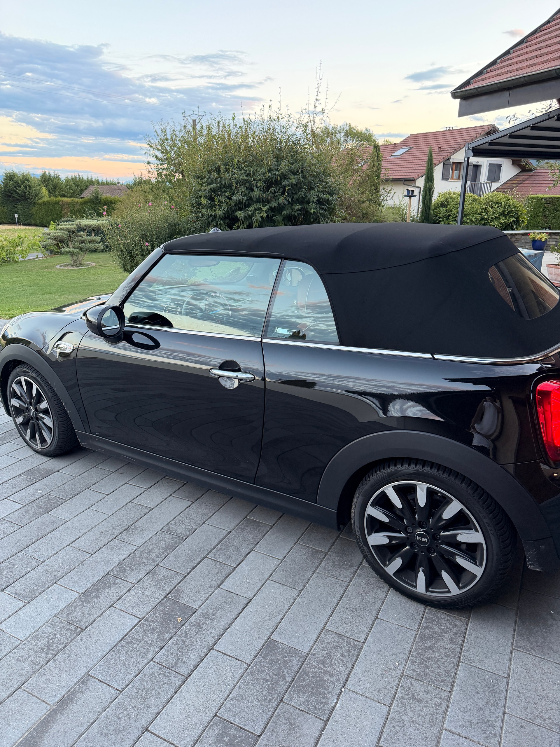 MINI 2.0i Cooper S SDKG-image-2