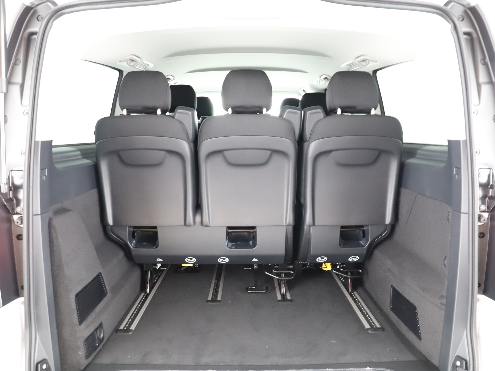 MERCEDES-BENZ V 250 d kpa. 4M Style-image-13