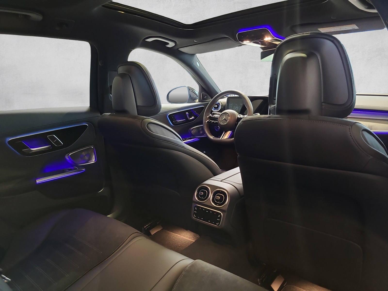 MERCEDES-BENZ C 220 d 4M T Swiss Star AMG Line-image-6