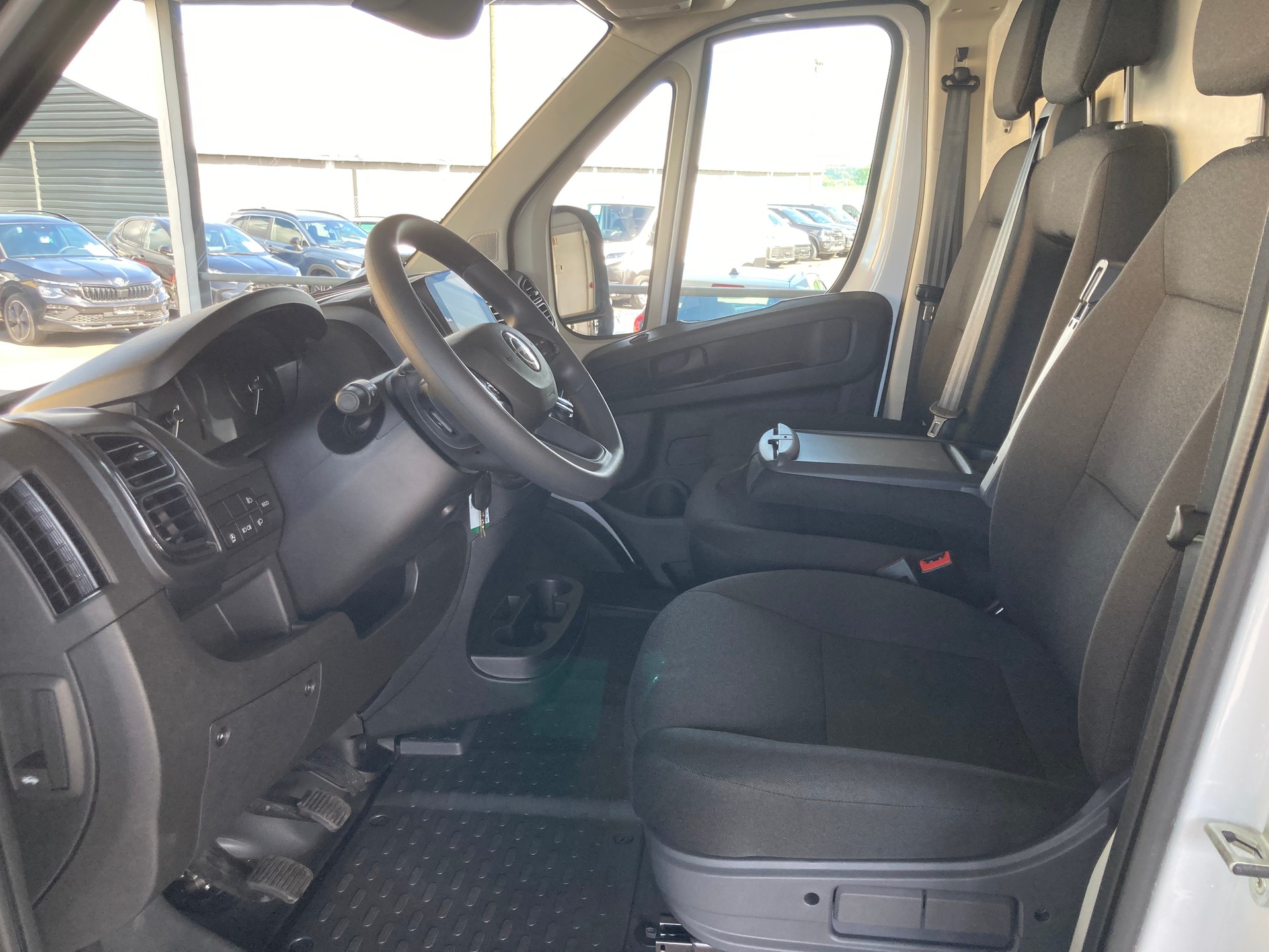 OPEL Movano 2.2 d 180PS 3,5t L2H2 Kasten-image-9