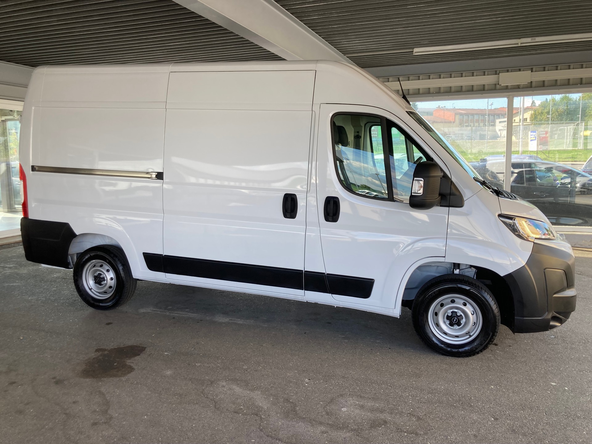 OPEL Movano 2.2 d 180PS 3,5t L2H2 Kasten-image-3