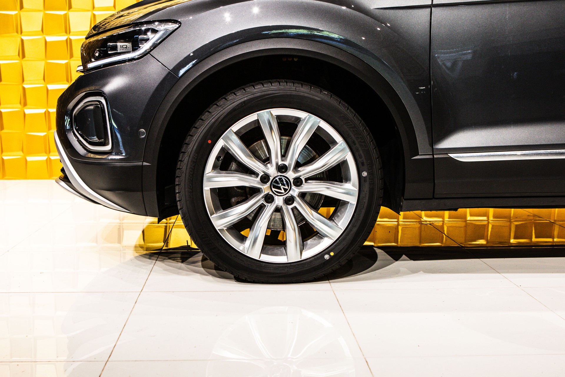 VW T-Roc 2.0 TSI Style DSG 4Motion-image-8