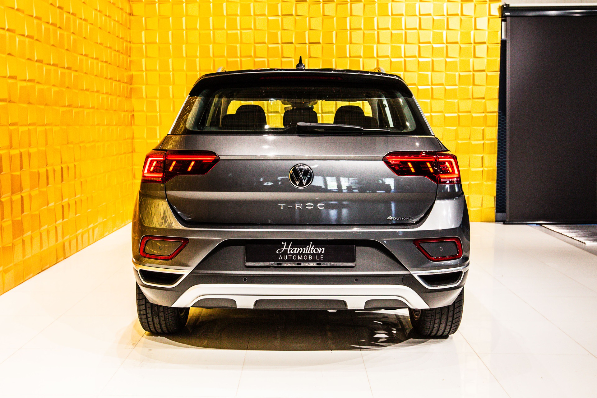 VW T-Roc 2.0 TSI Style DSG 4Motion-image-6