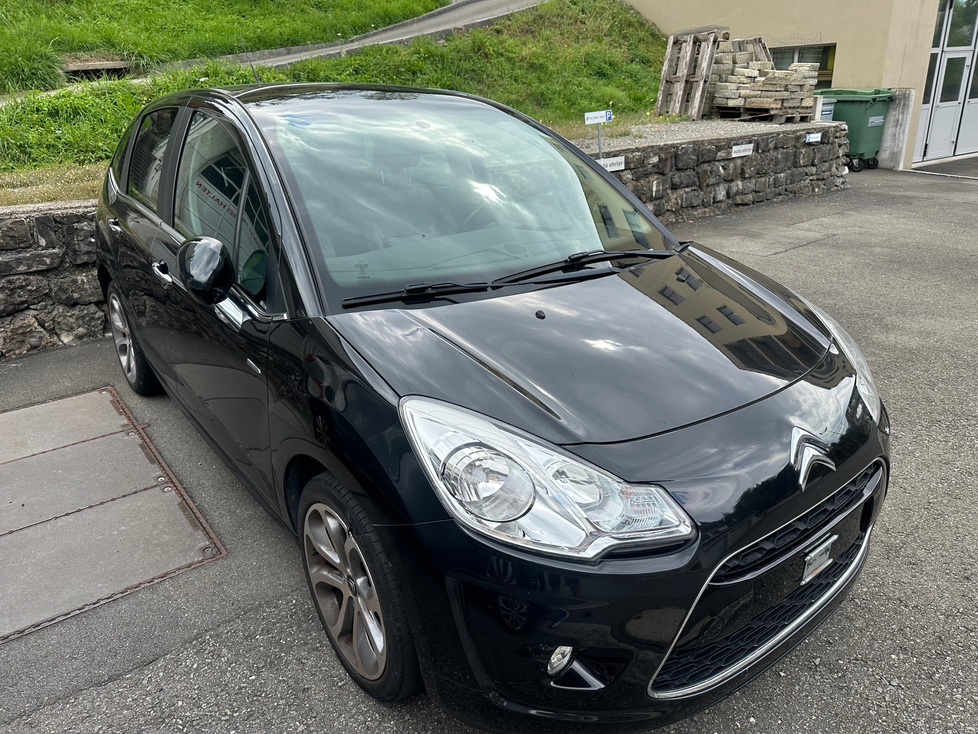CITROEN C3 1.6i 16V Exclusive Automatic-image-0