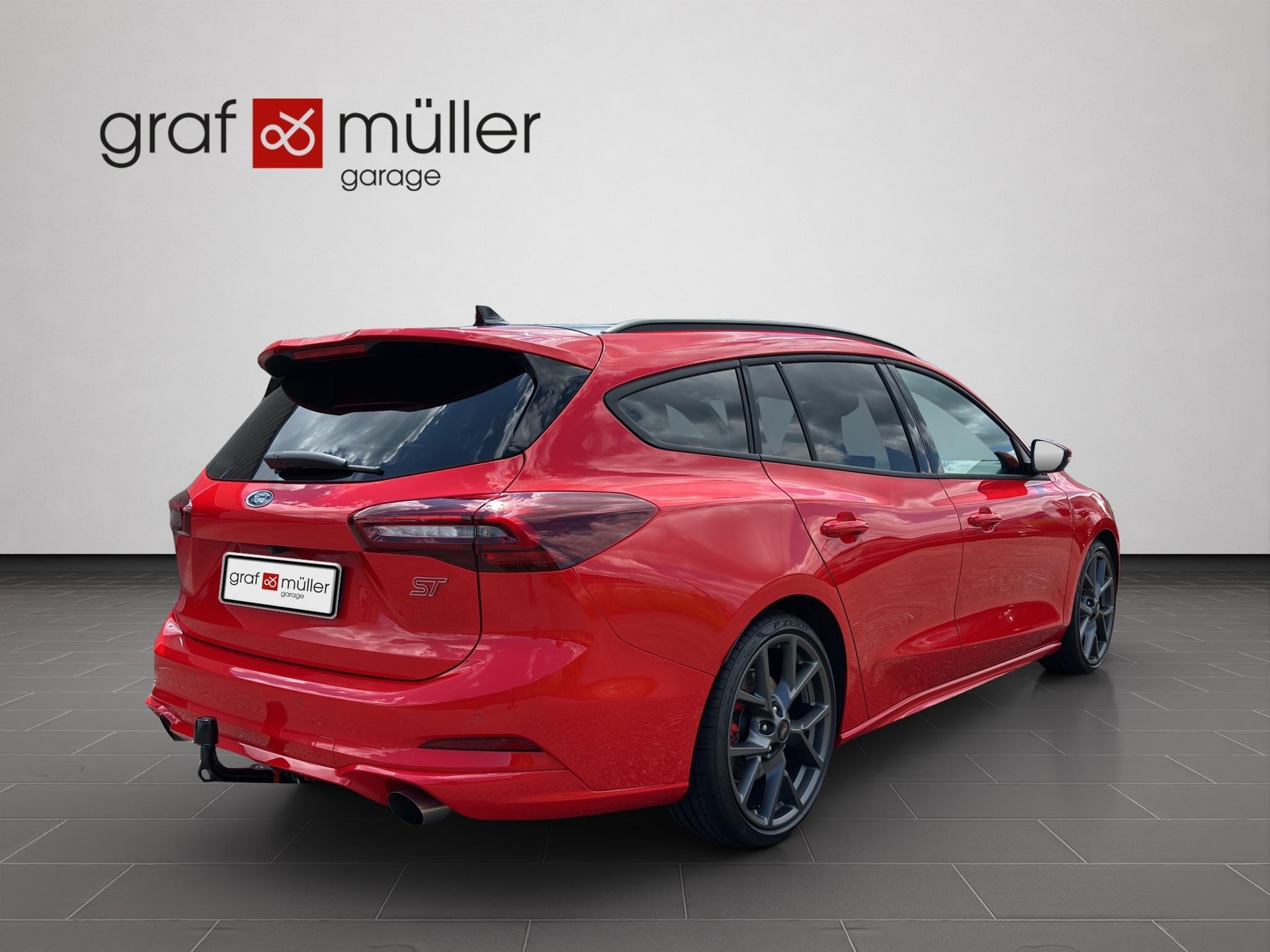 FORD Focus Station Wagon 2.3 EcoB ST X-image-18