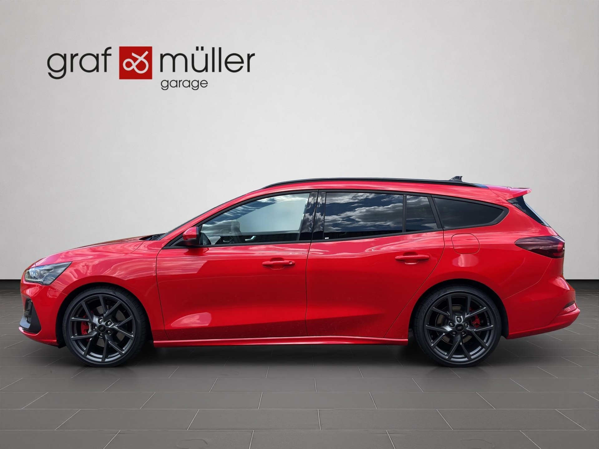 FORD Focus Station Wagon 2.3 EcoB ST X-image-1