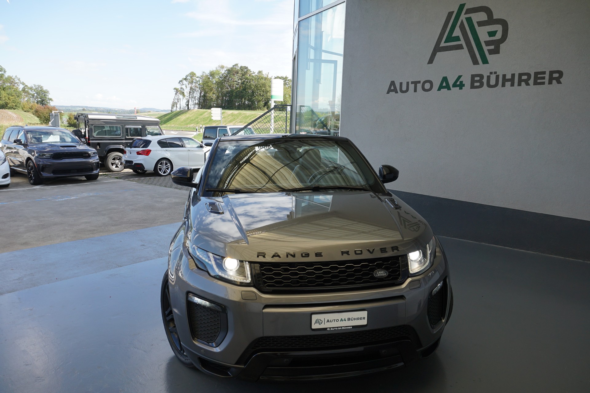 LAND ROVER Evoque 2.0Si4 HSE Dynamic-image-5