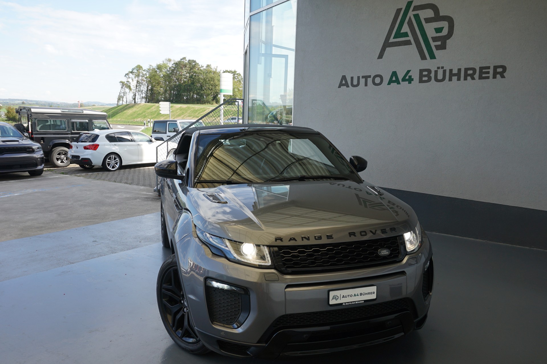 LAND ROVER Evoque 2.0Si4 HSE Dynamic-image-4