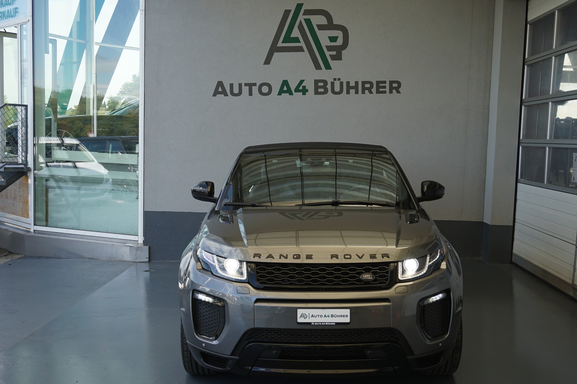 LAND ROVER Evoque 2.0Si4 HSE Dynamic-image-10