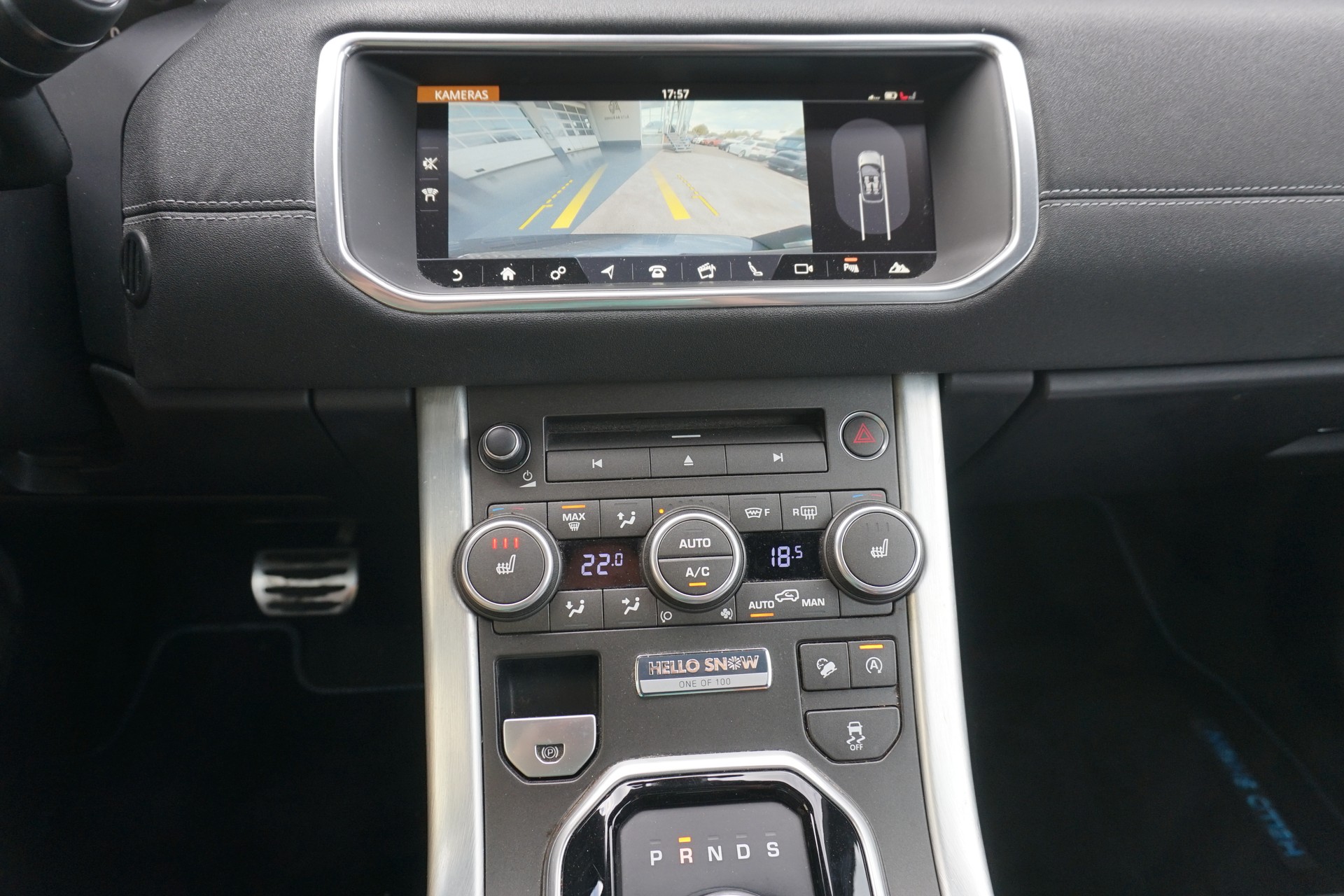 LAND ROVER Evoque 2.0Si4 HSE Dynamic-image-18