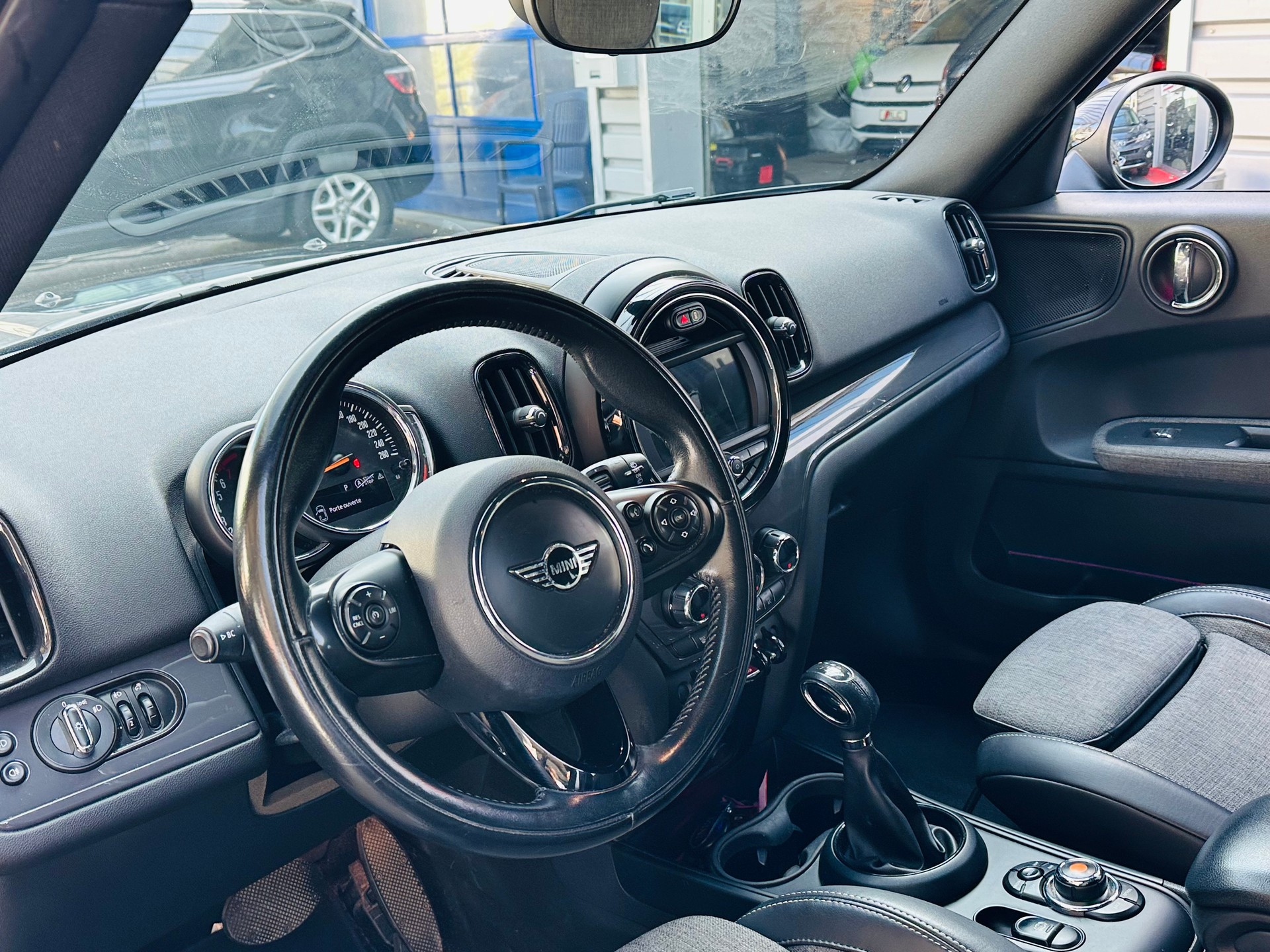 MINI Countryman Cooper ALL4 Steptronic-image-12