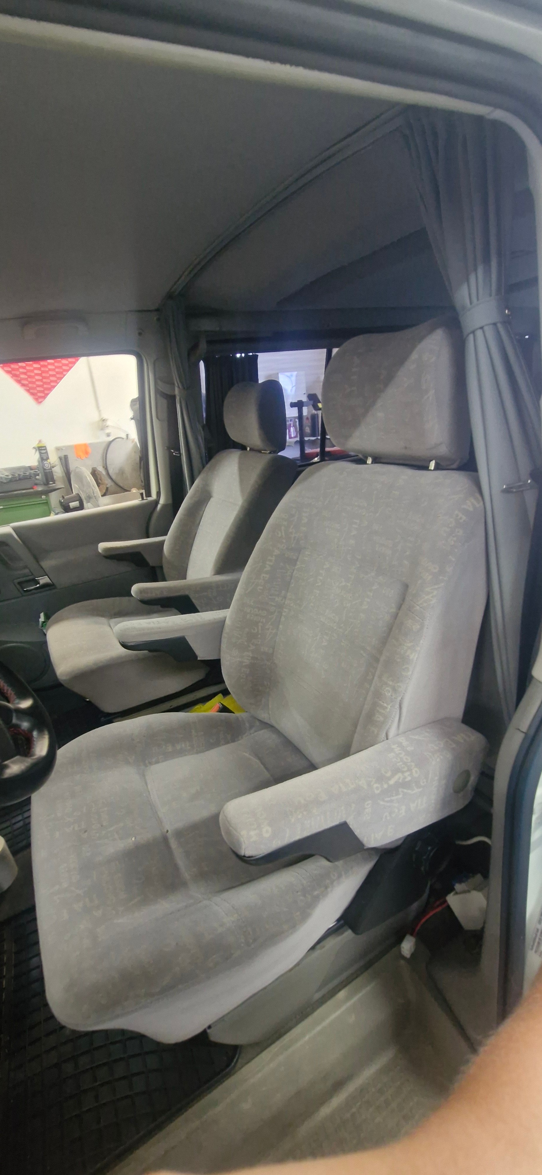 VW Multivan-image-5