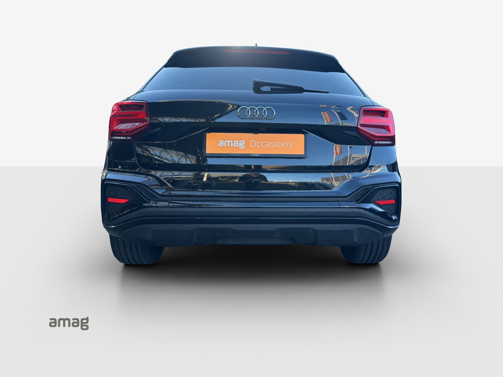 AUDI Q2 40 TFSI S line Attraction quattro S-tronic-image-3