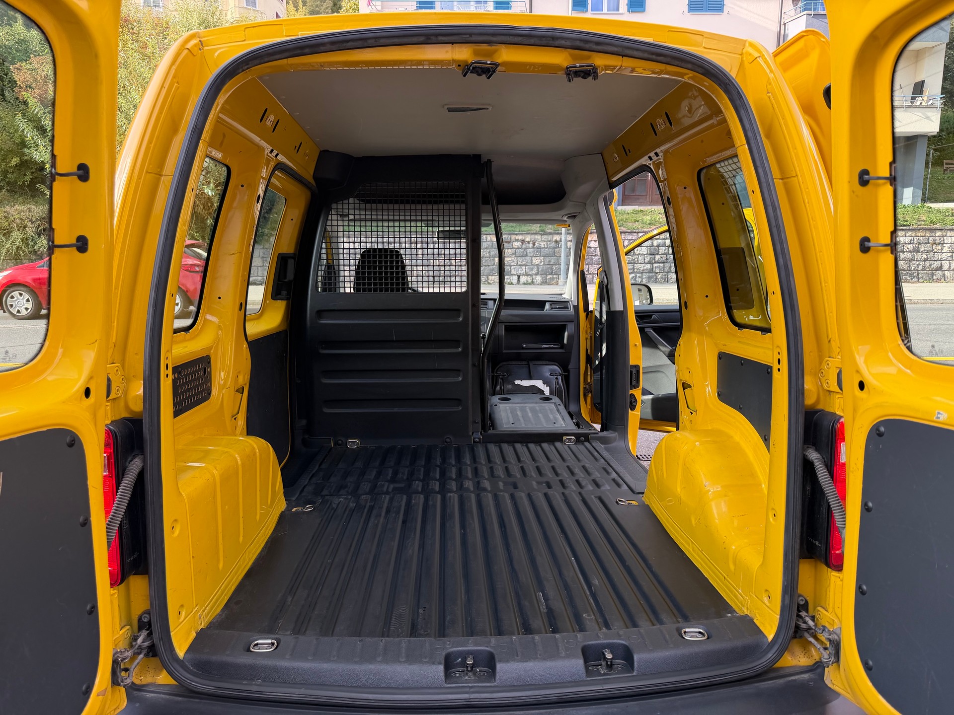VW Caddy 2.0TDI 4M BM T-image-9