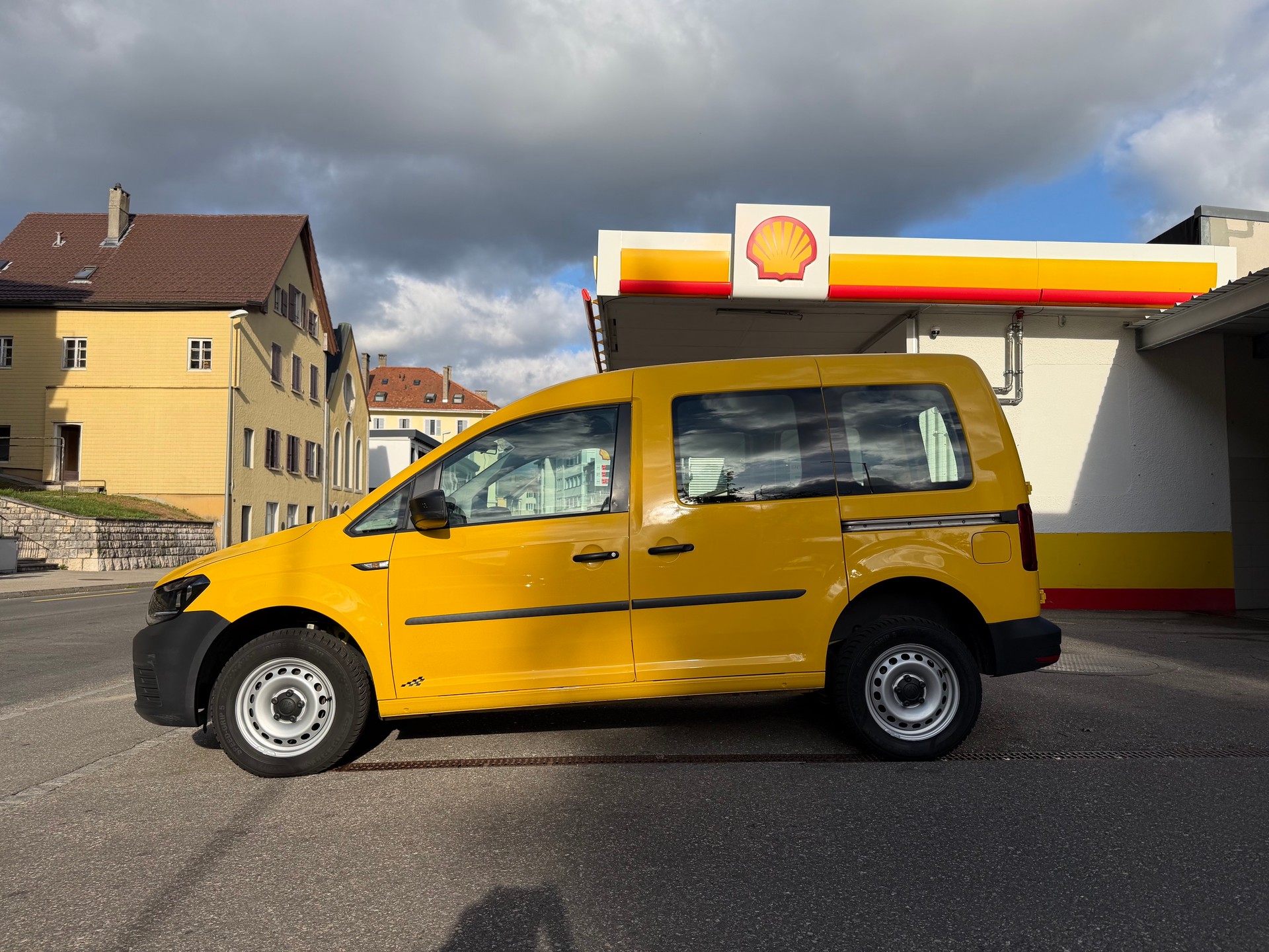 VW Caddy 2.0TDI 4M BM T-image-2