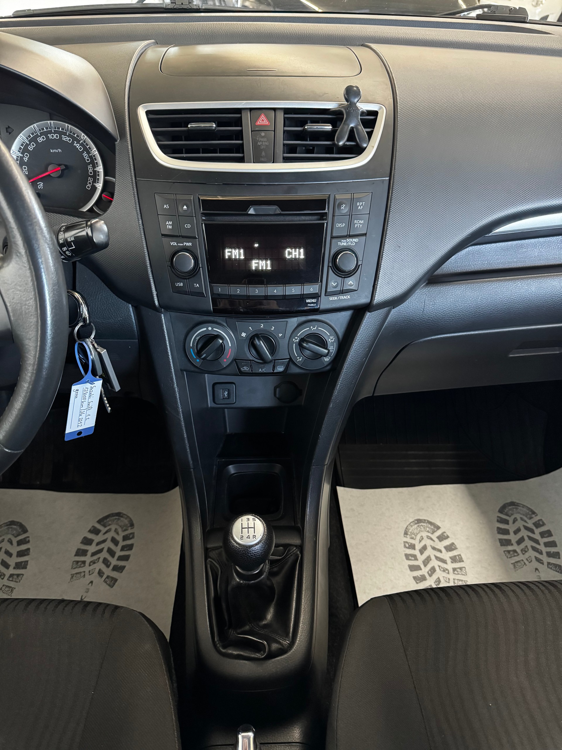 SUZUKI Swift 1.2i 16V GL Top-image-15