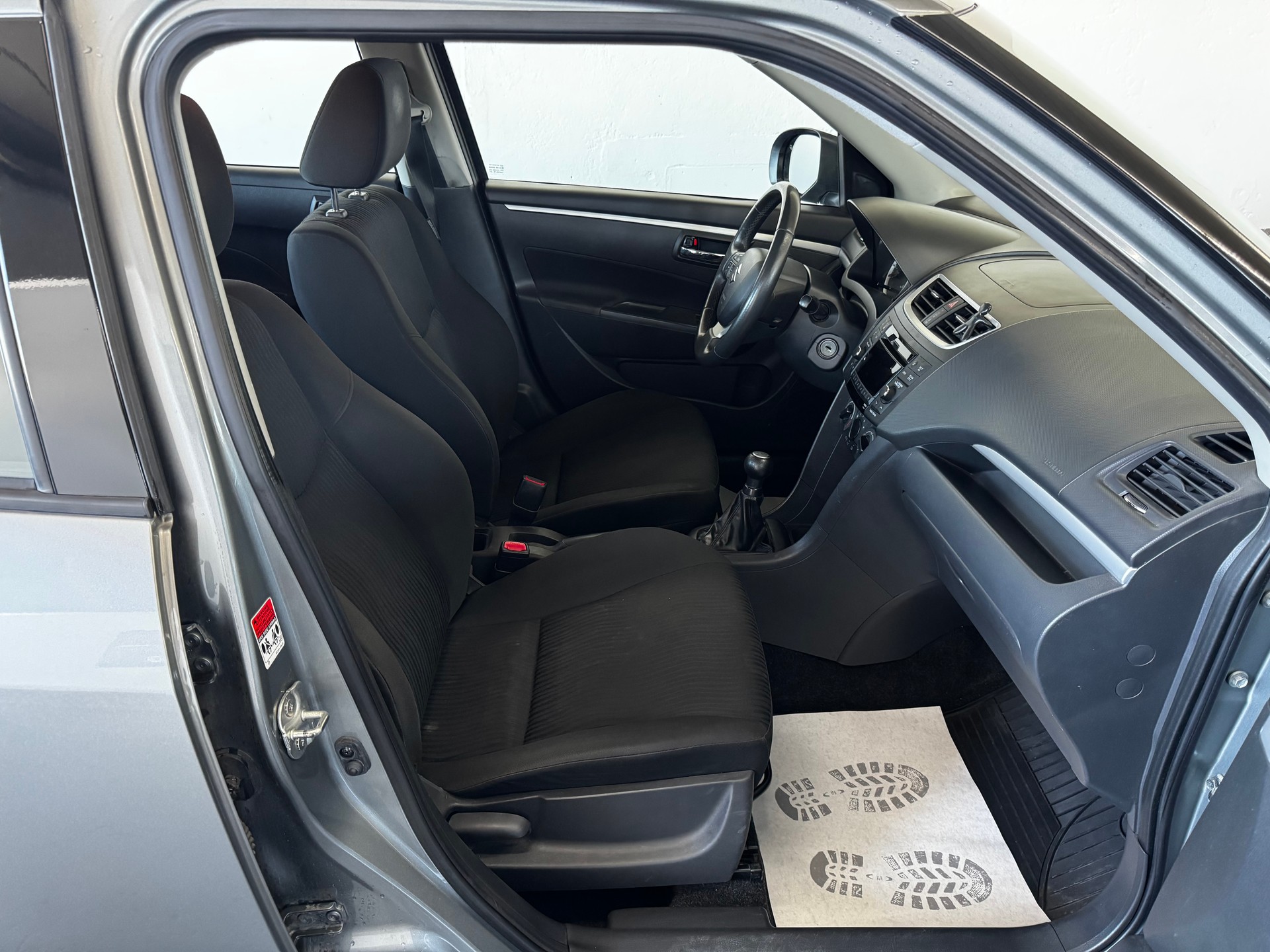 SUZUKI Swift 1.2i 16V GL Top-image-17