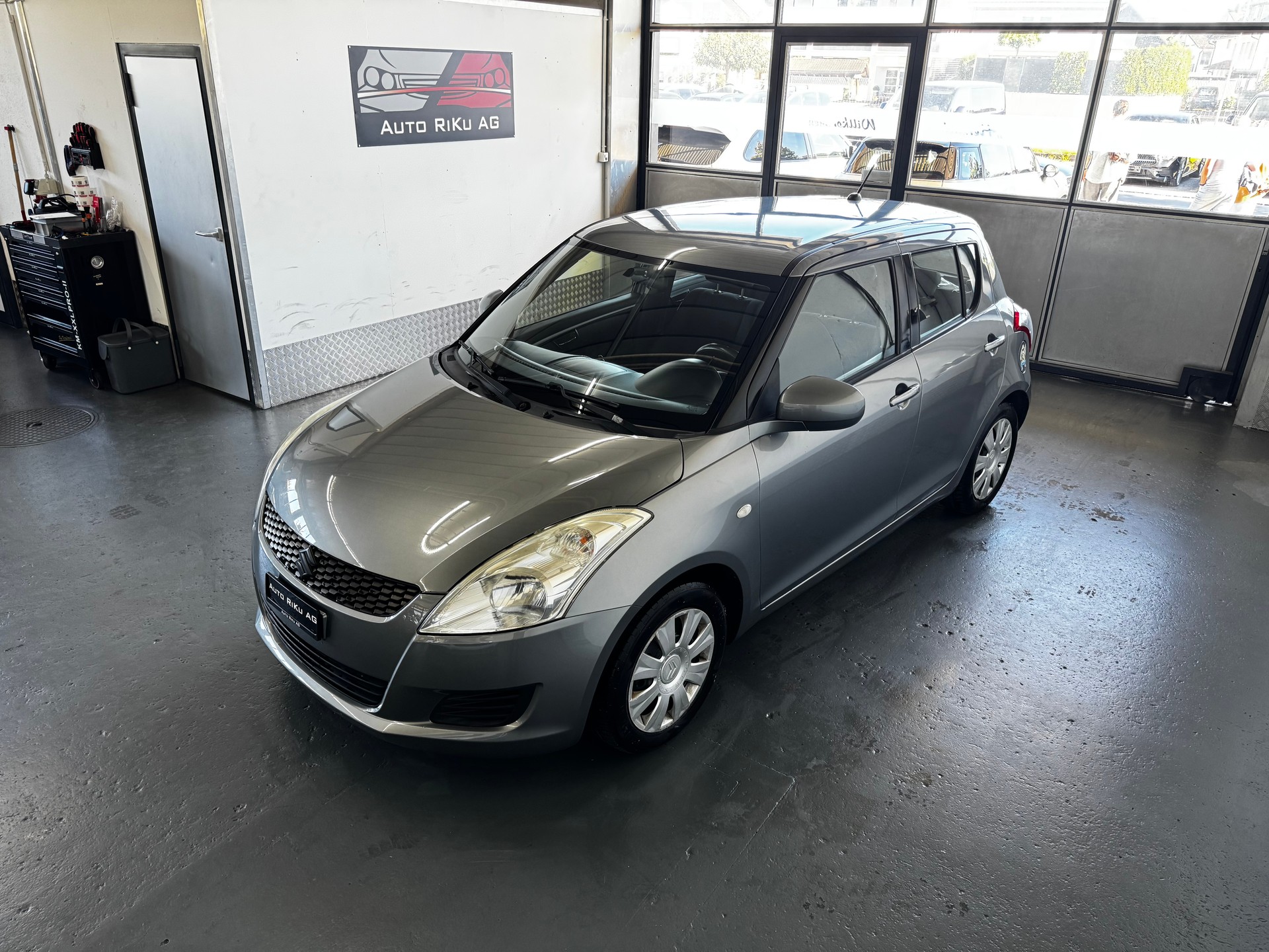 SUZUKI Swift 1.2i 16V GL Top-image-4